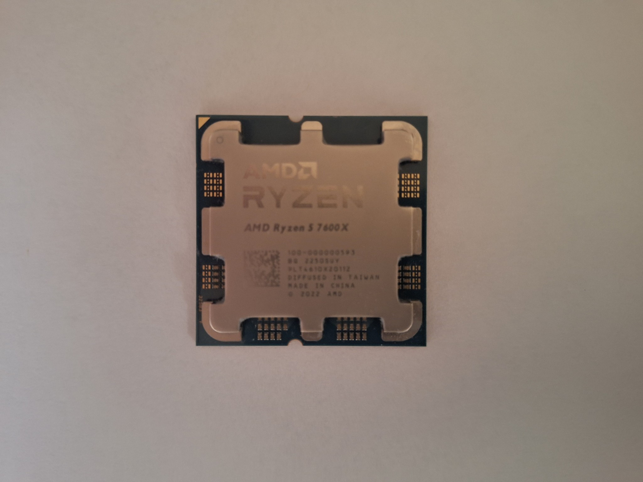 AMD Ryzen 5 7600X