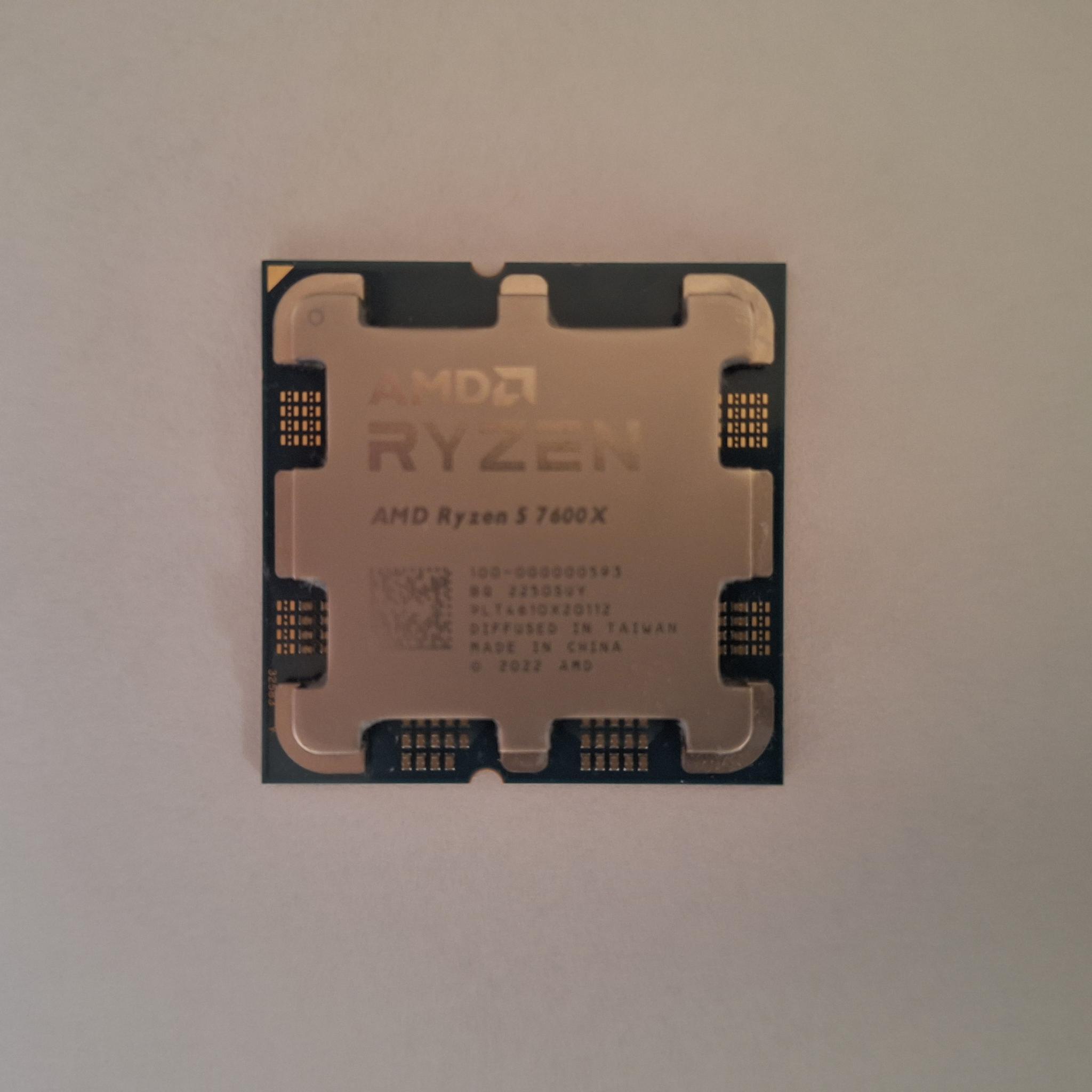 AMD Ryzen 5 7600X