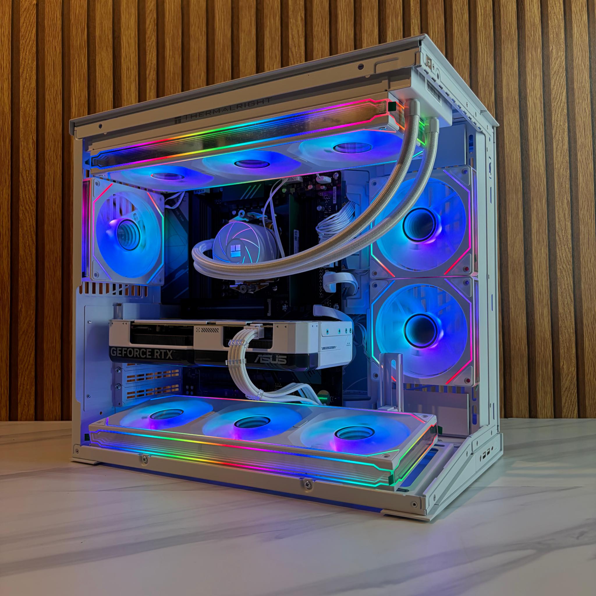 RTX 4070 | RYZEN 5 9600X | 16GB DDR5 | 2TB NVME | 650W | 360MM AIO | Windows 11 pro