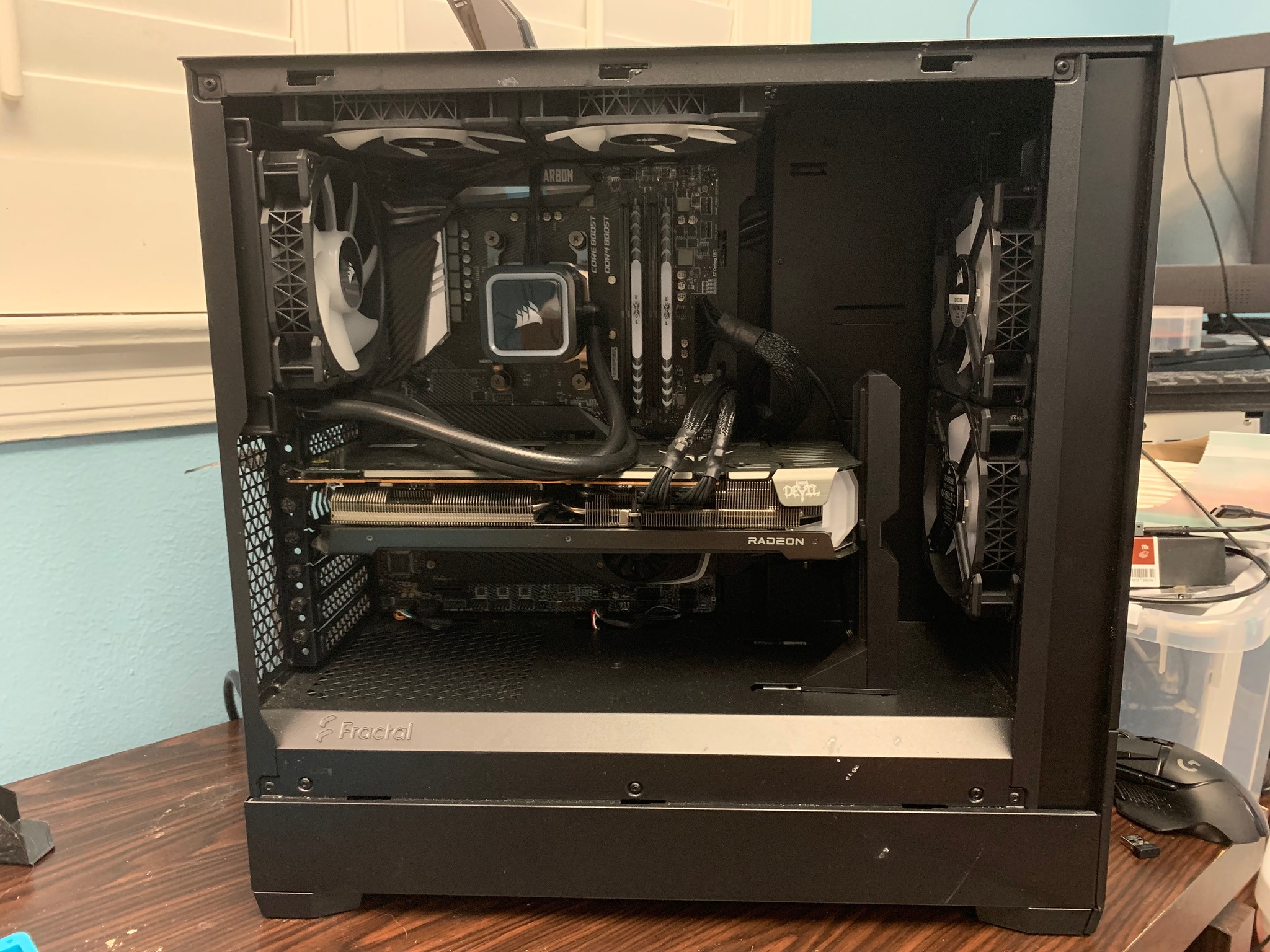 Red Devil|Ryzen 7 3700X|RX 6700XT|32GB|500GB SSD|2TB HDD|Windows 10 Pro