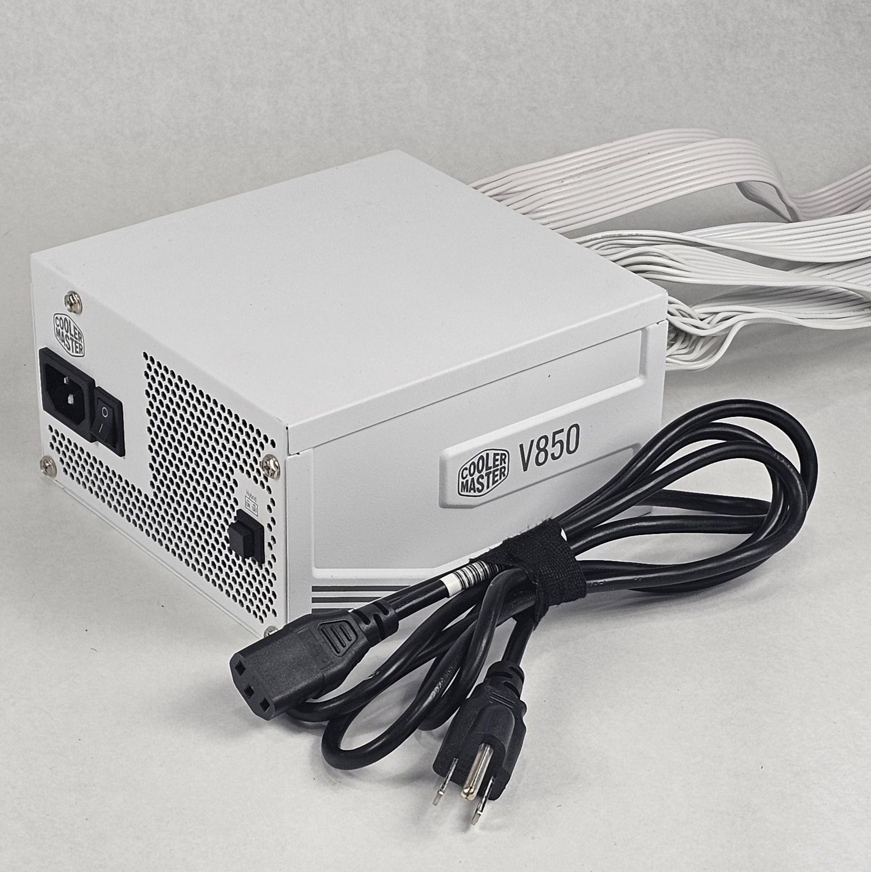 White 850 Watt PSU Cooler Master V850 Power Supply