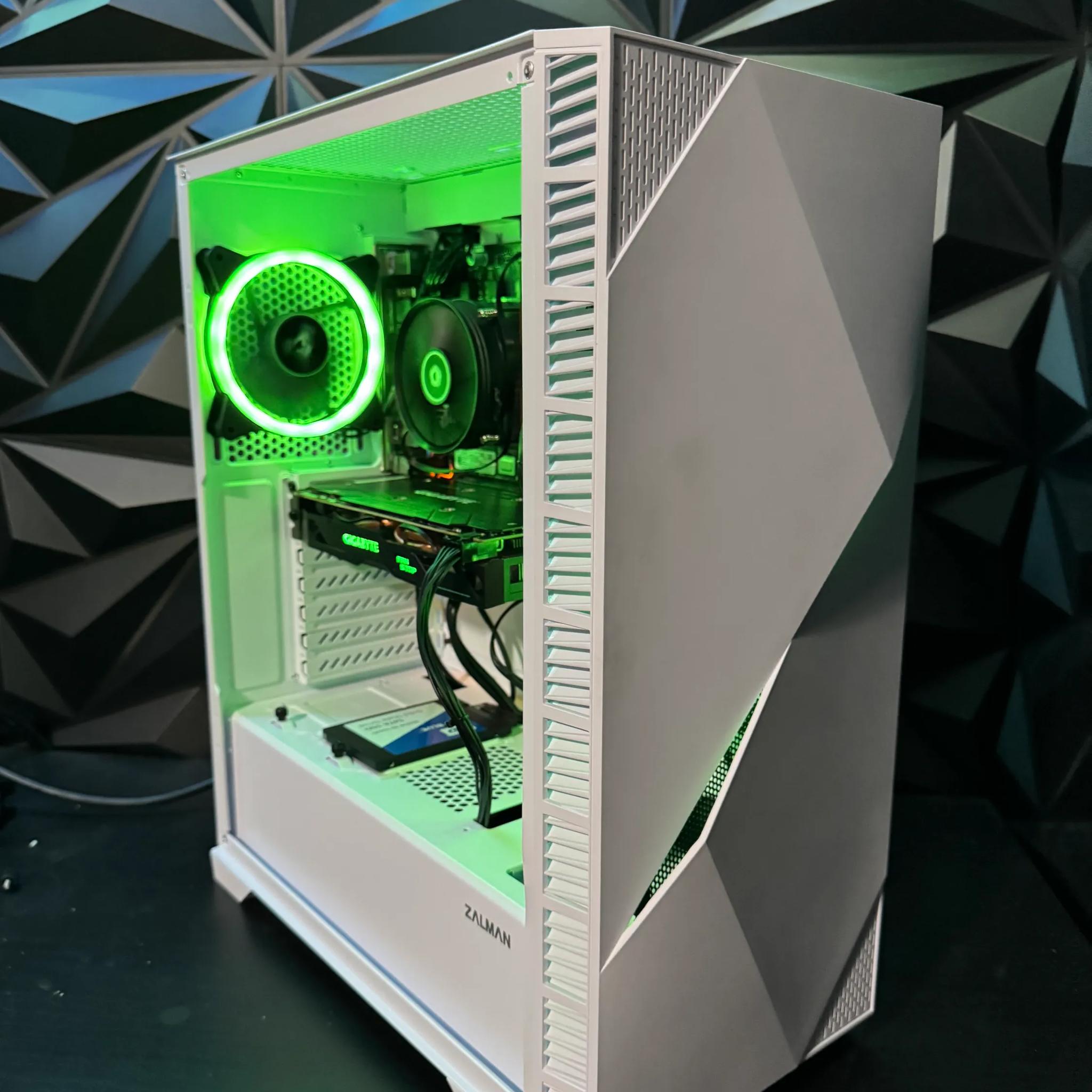 🚀 Budget Berg🚀 i5 9500| RX 580 8GB | 16 GB DDR4 | 1.75 TB Storage
