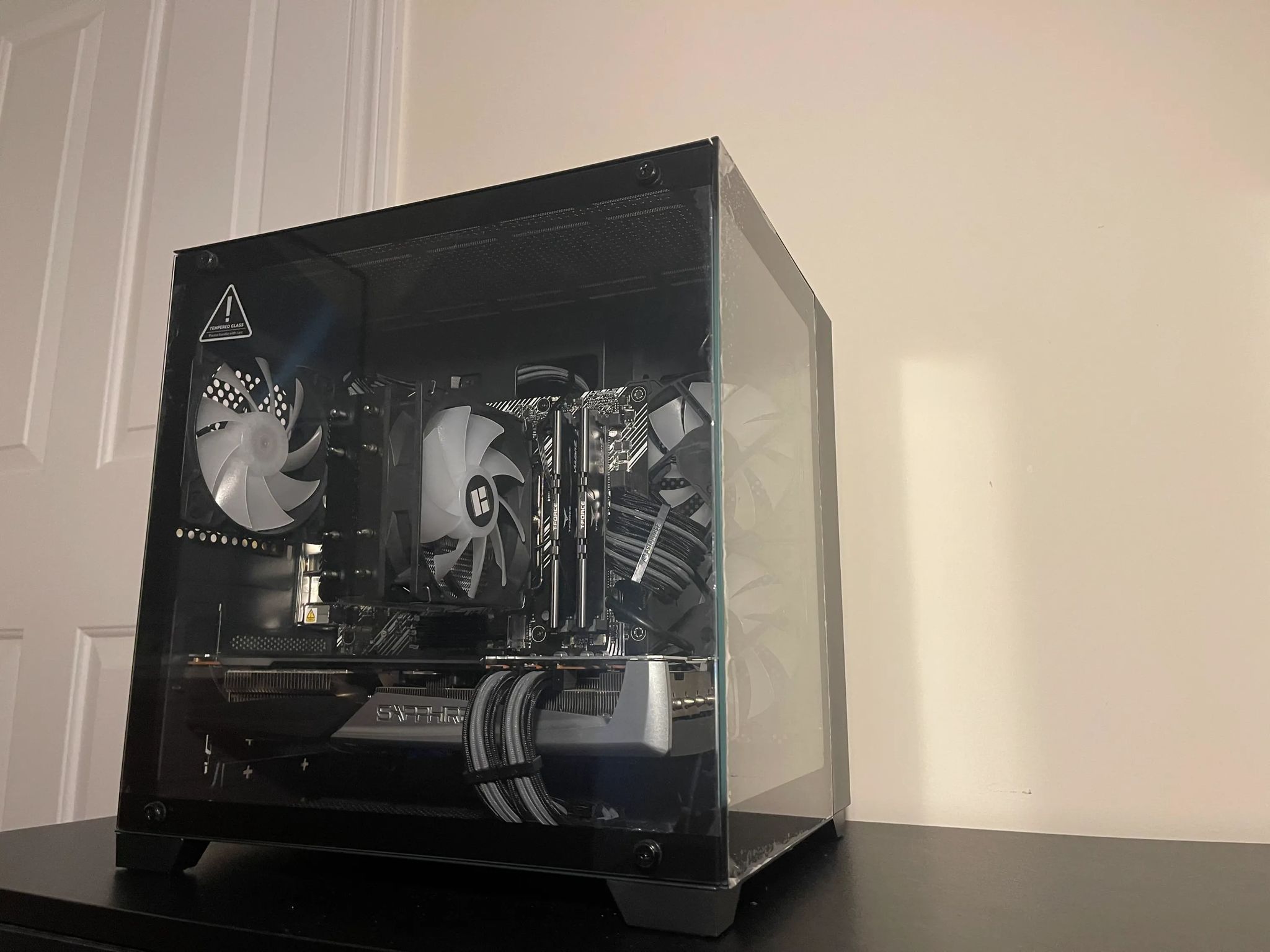 [Summer Sale] The Silver Nitro Gaming PC | Ryzen 5600 with Sapphire Nitro+ RX 5700xt