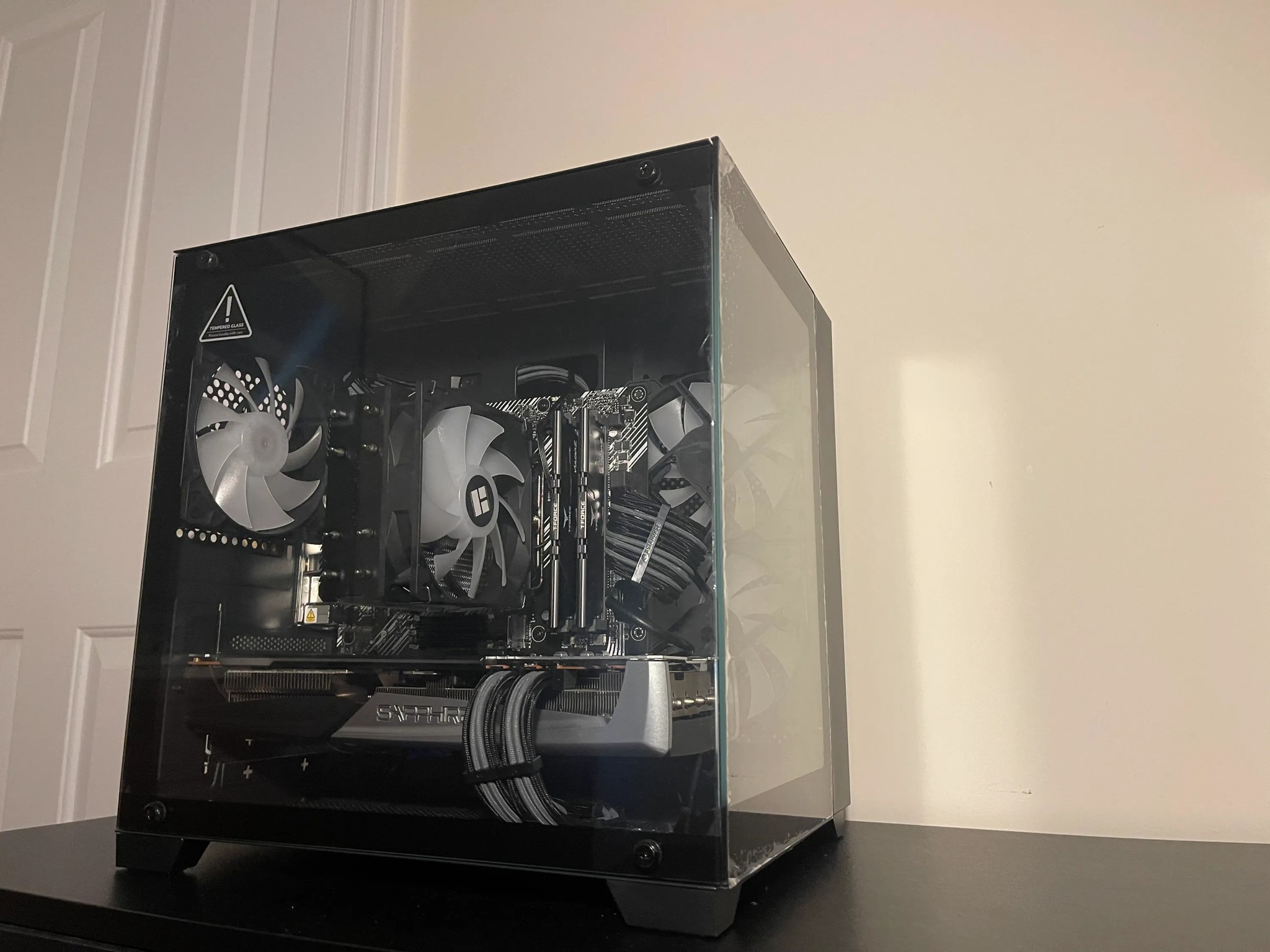 [Summer Sale] The Silver Nitro Gaming PC | Ryzen 5600 with Sapphire Nitro+ RX 5700xt