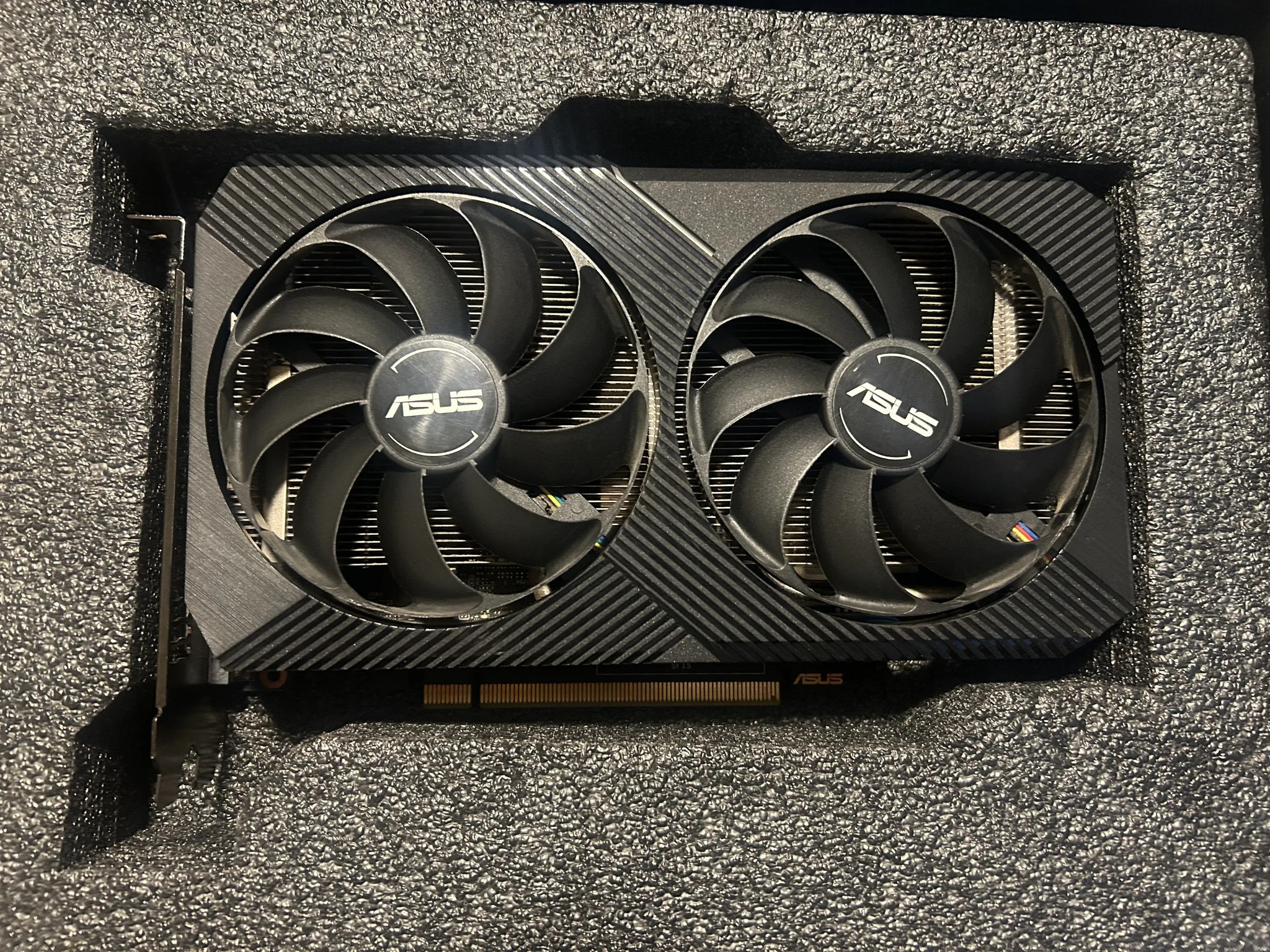 ASUS DUAL RTX 2070 DUAL  MINI
