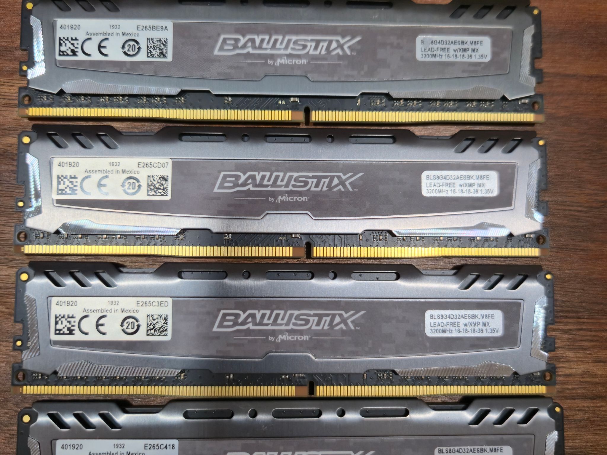 Crucial Ballistics 4x8gb 32gb single rank Cl16 3200mhz ddr4