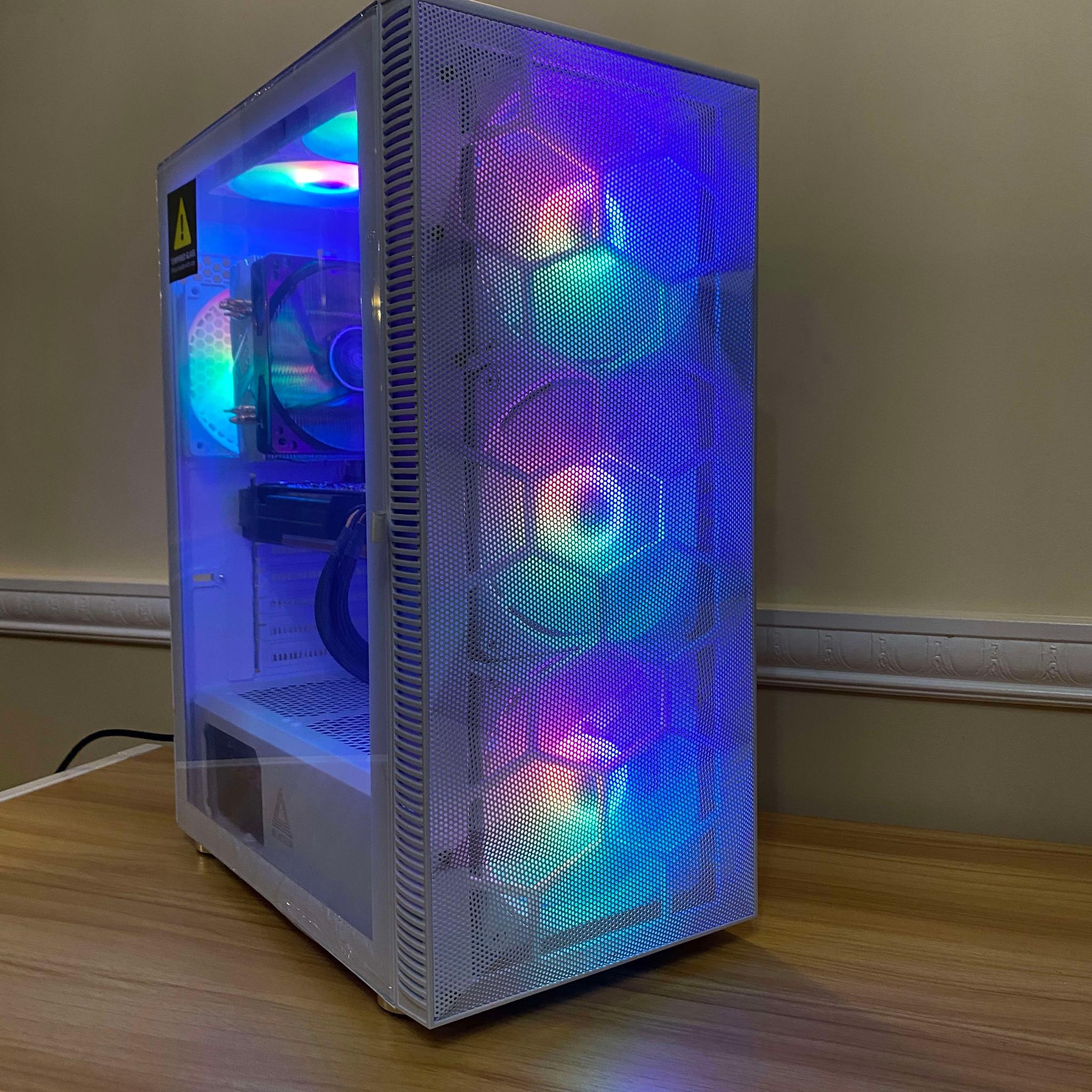Midrange Gaming PC with Intel Core i7-4770 and Radeon R9 390