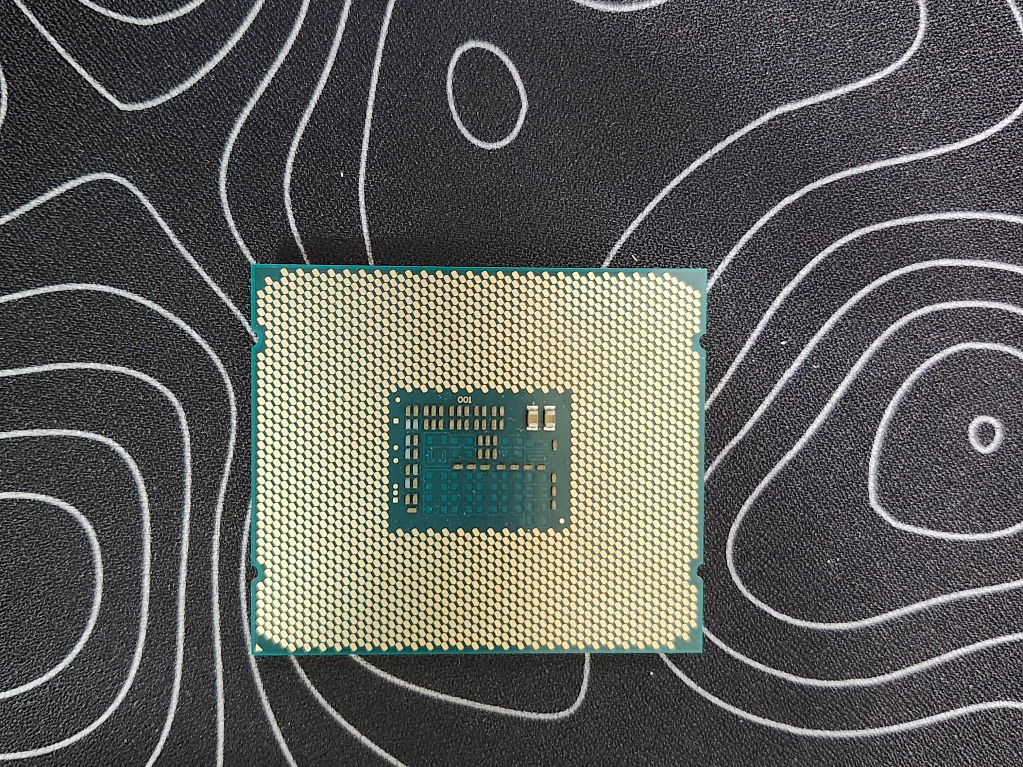 i7 5820k 6 Cores and 12 Threads