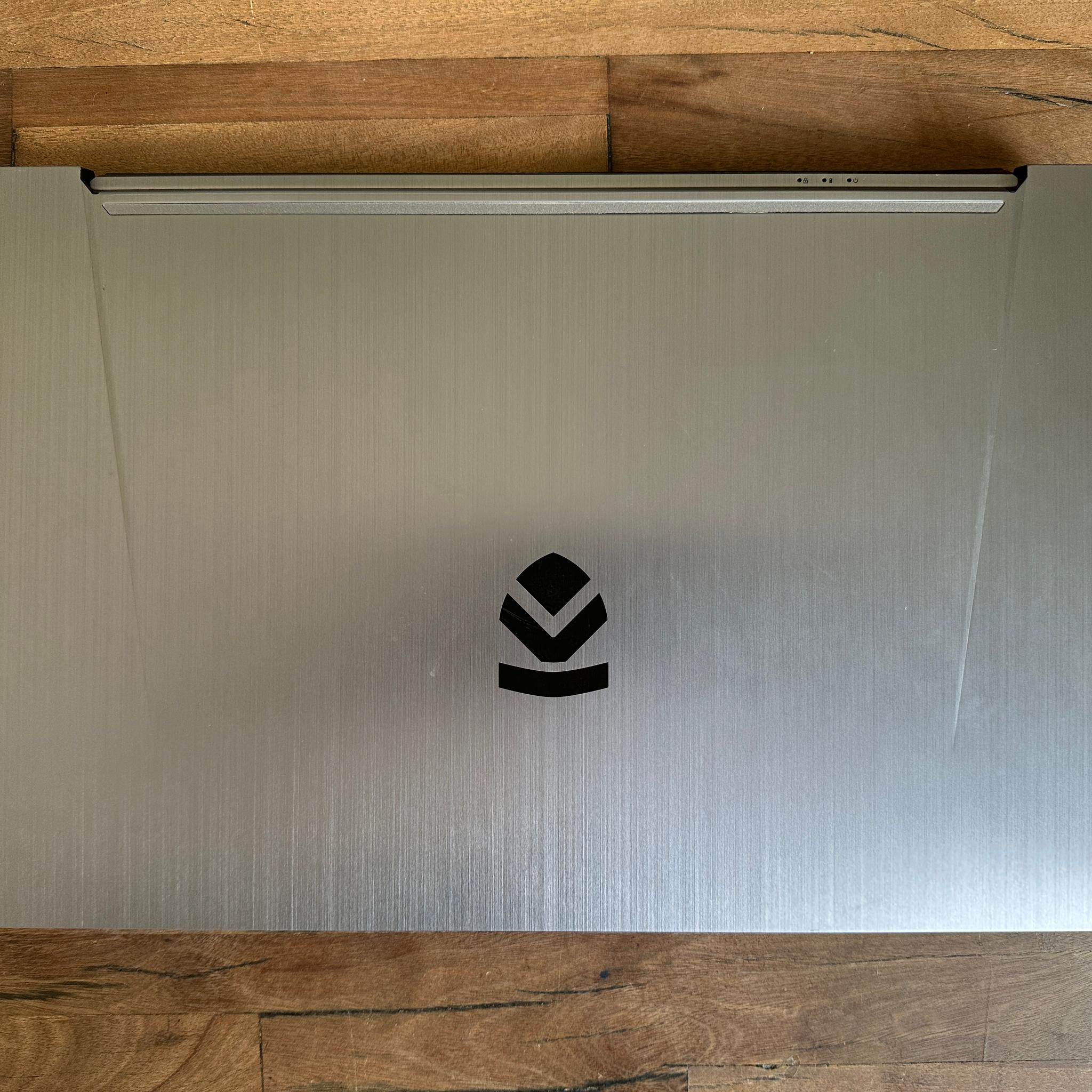 Eluktronics Mech 15 G2Rx | GTX 1660 Ti | i7-9750H | 32GB RAM | 512GB SSD + 512GB HDD