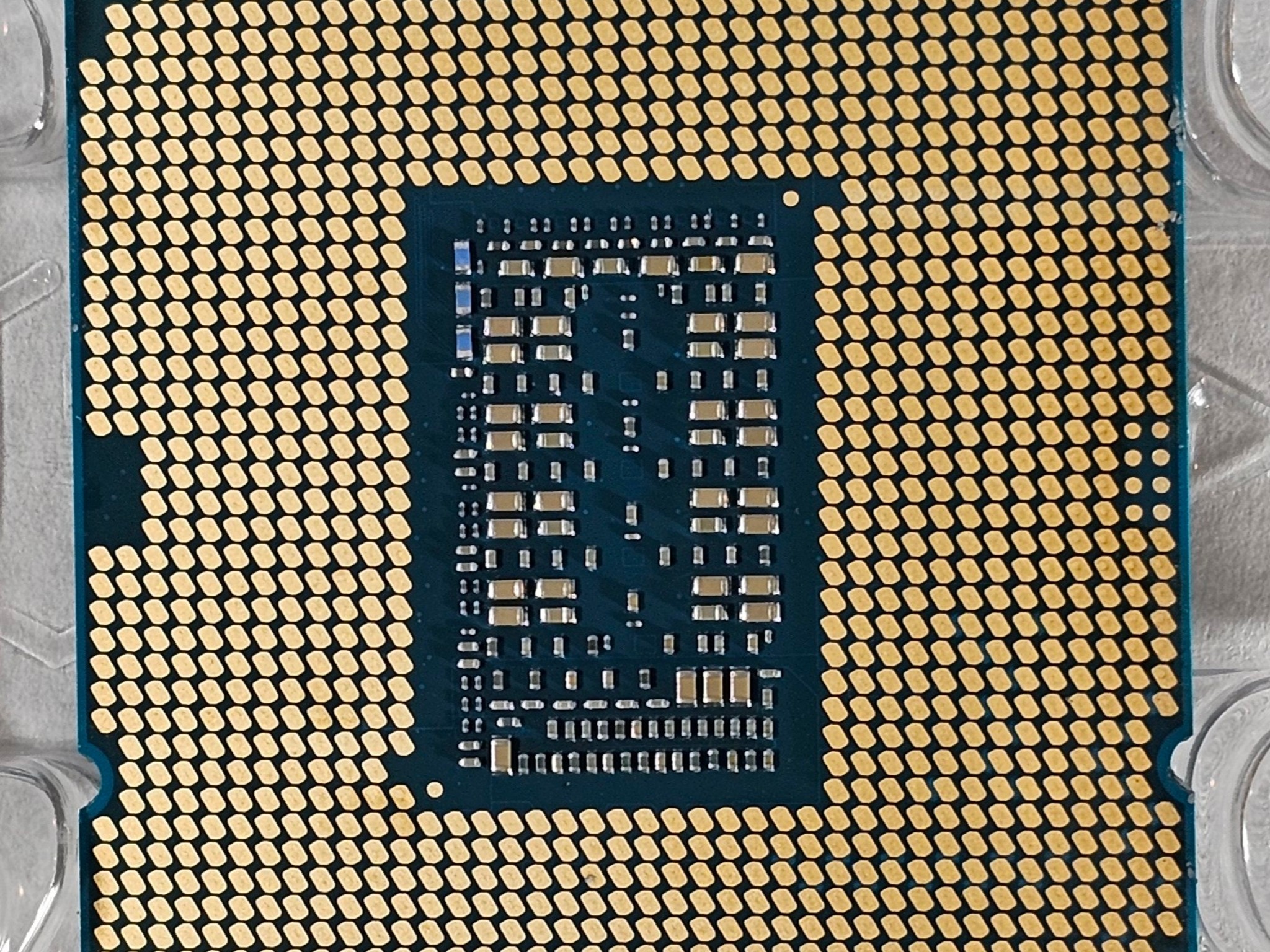 Intel Core i9-11900F LGA1200
