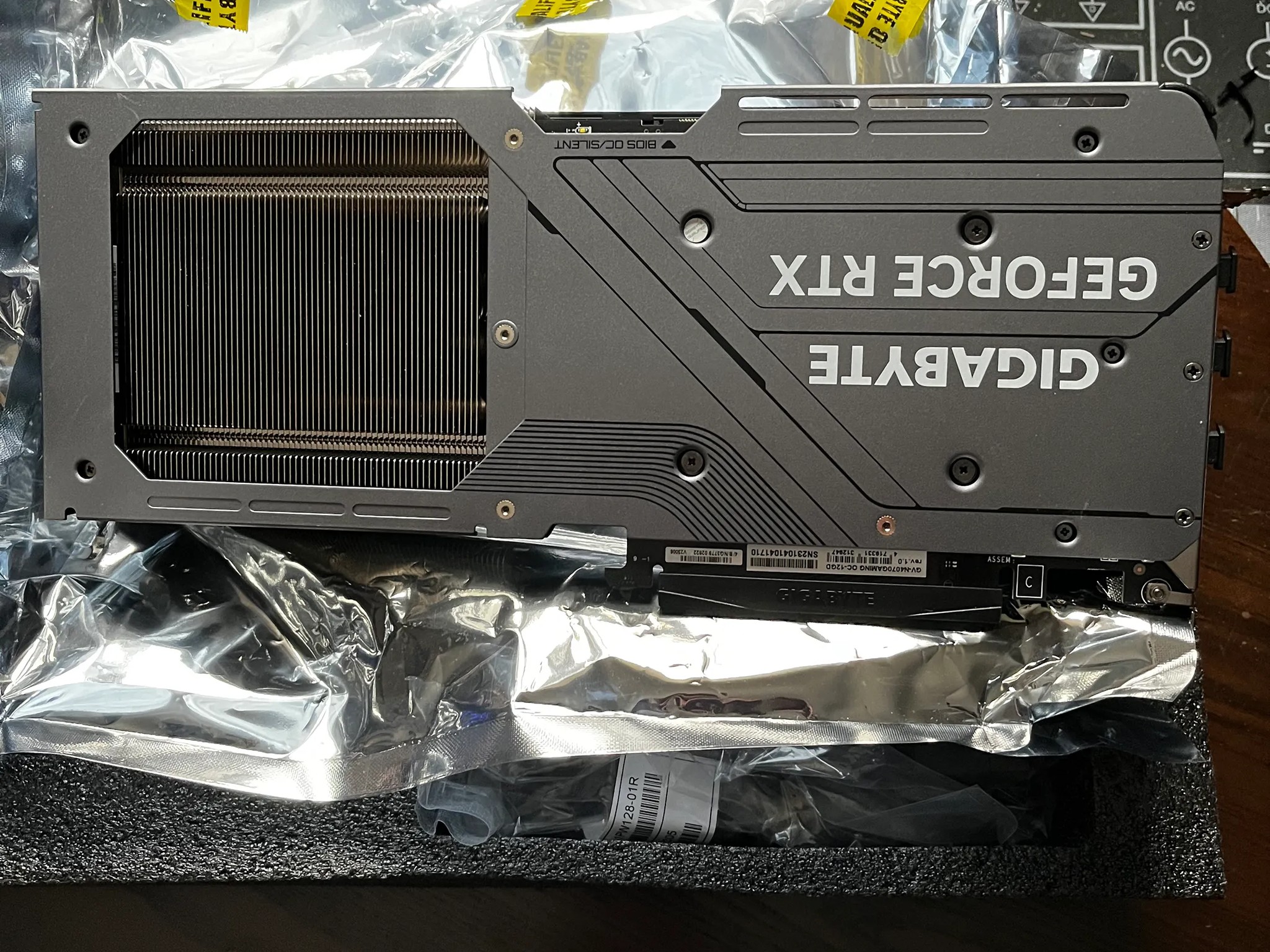 **AS NEW**  RTX 4070 12 GB Gigabyte GAMING OC