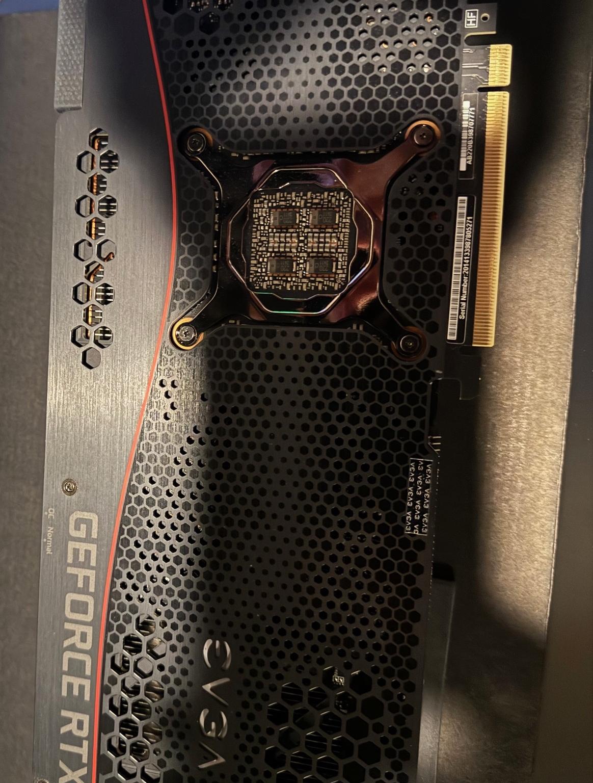 EVGA GeForce RTX 3090 FTW3 ULTRA / Used in mint condition / Original packaging with photos