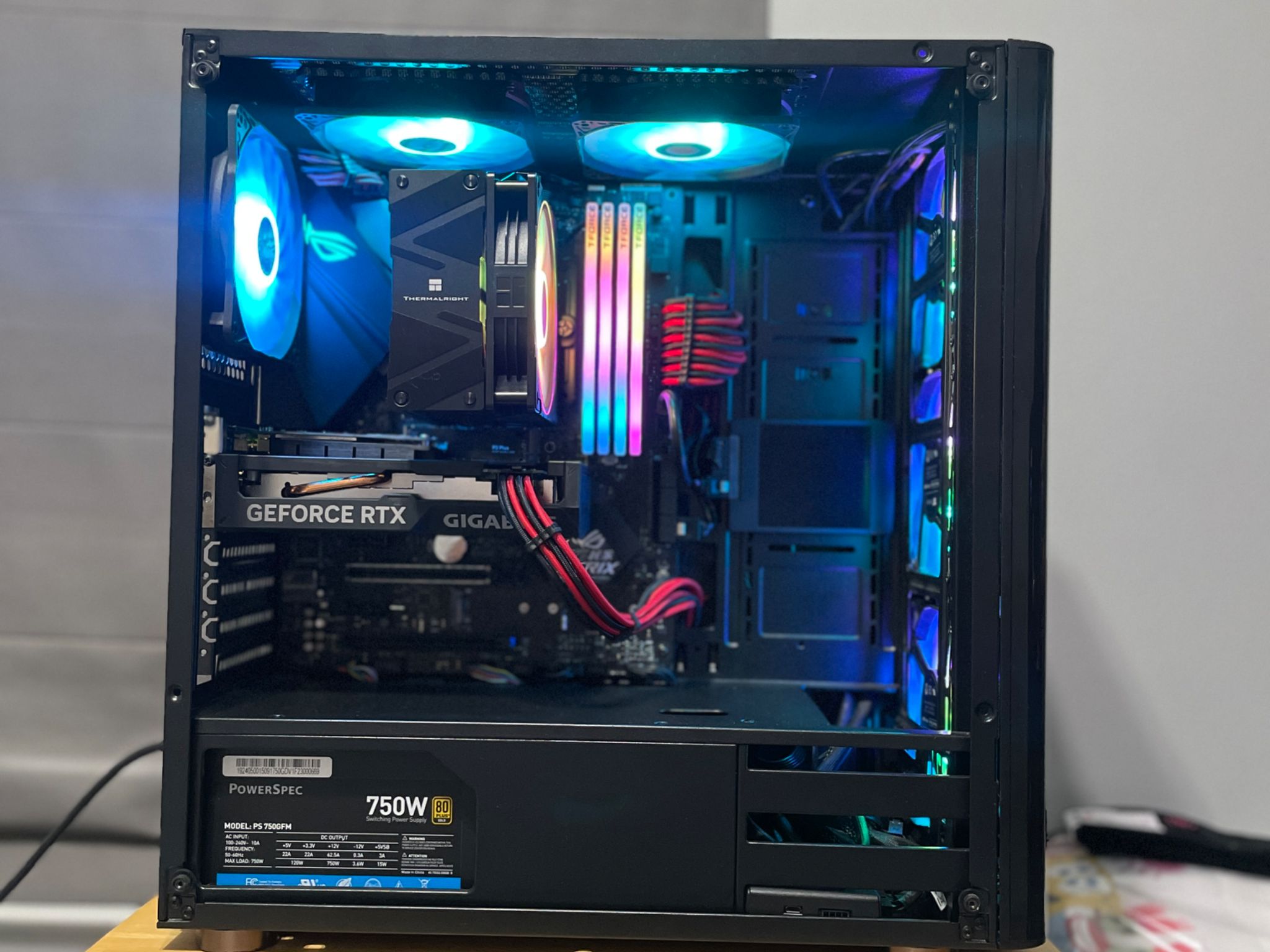🌈Aurora Reactor🌈 RTX 4060 and Ryzen 5 5600x
