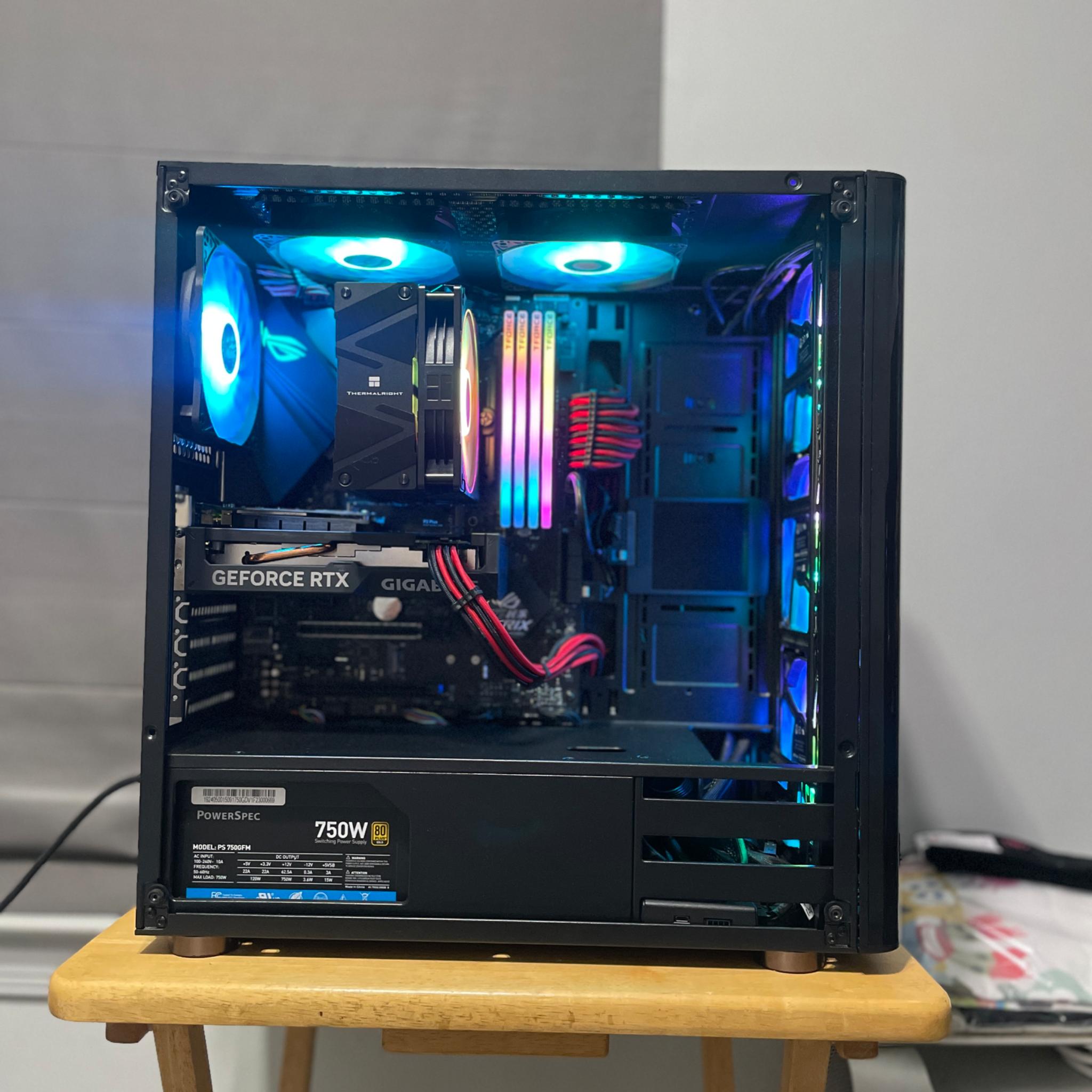 🌈Aurora Reactor🌈 RTX 4060 and Ryzen 5 5600x