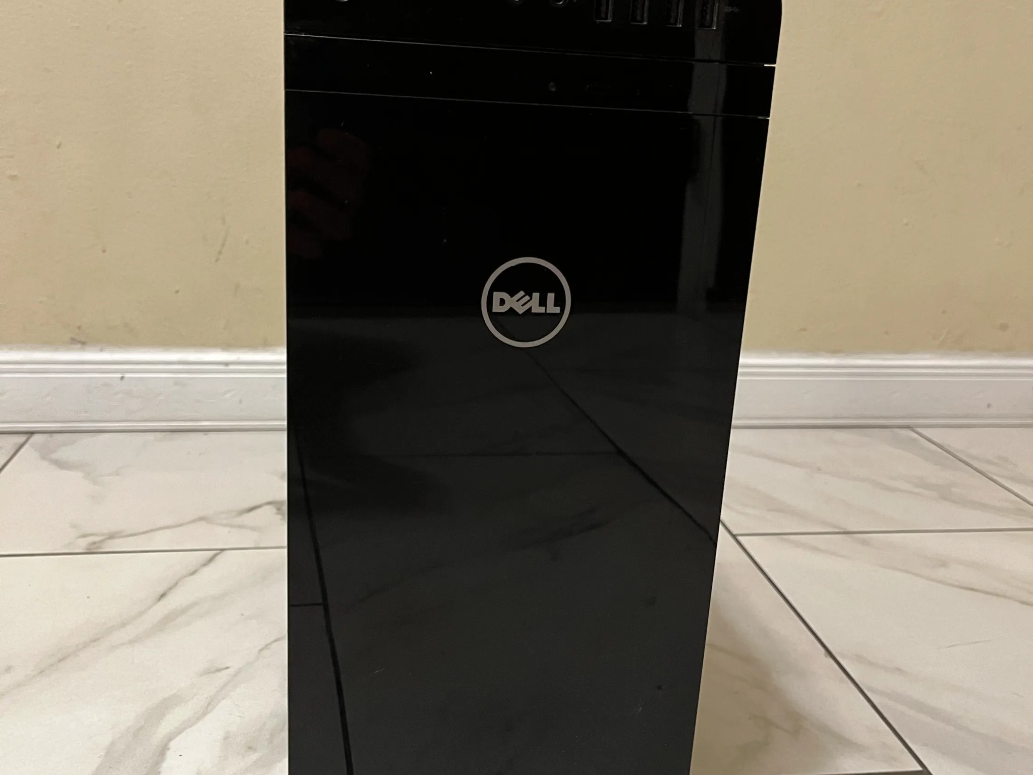 🔵AMD W5700 8GB, Intel i7-7700, 1 TB Storage, 16 GB RAM, High Performance Dell XPS 8920 Gaming PC🟢