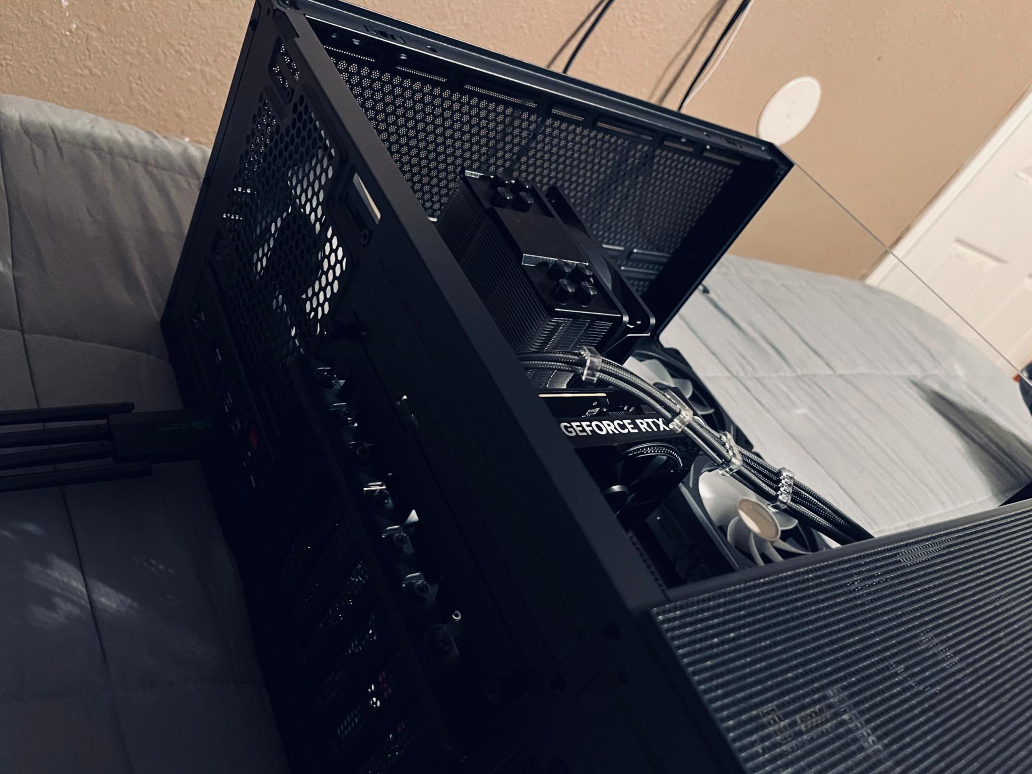 Pro Gaming PC |RTX 5060 // Ryzen 5600 // 32GB DDR4|