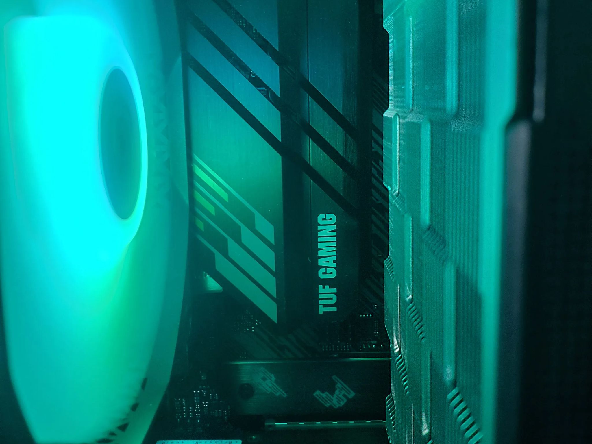 Brand new! | RX 7600 XT | 5600X3D |