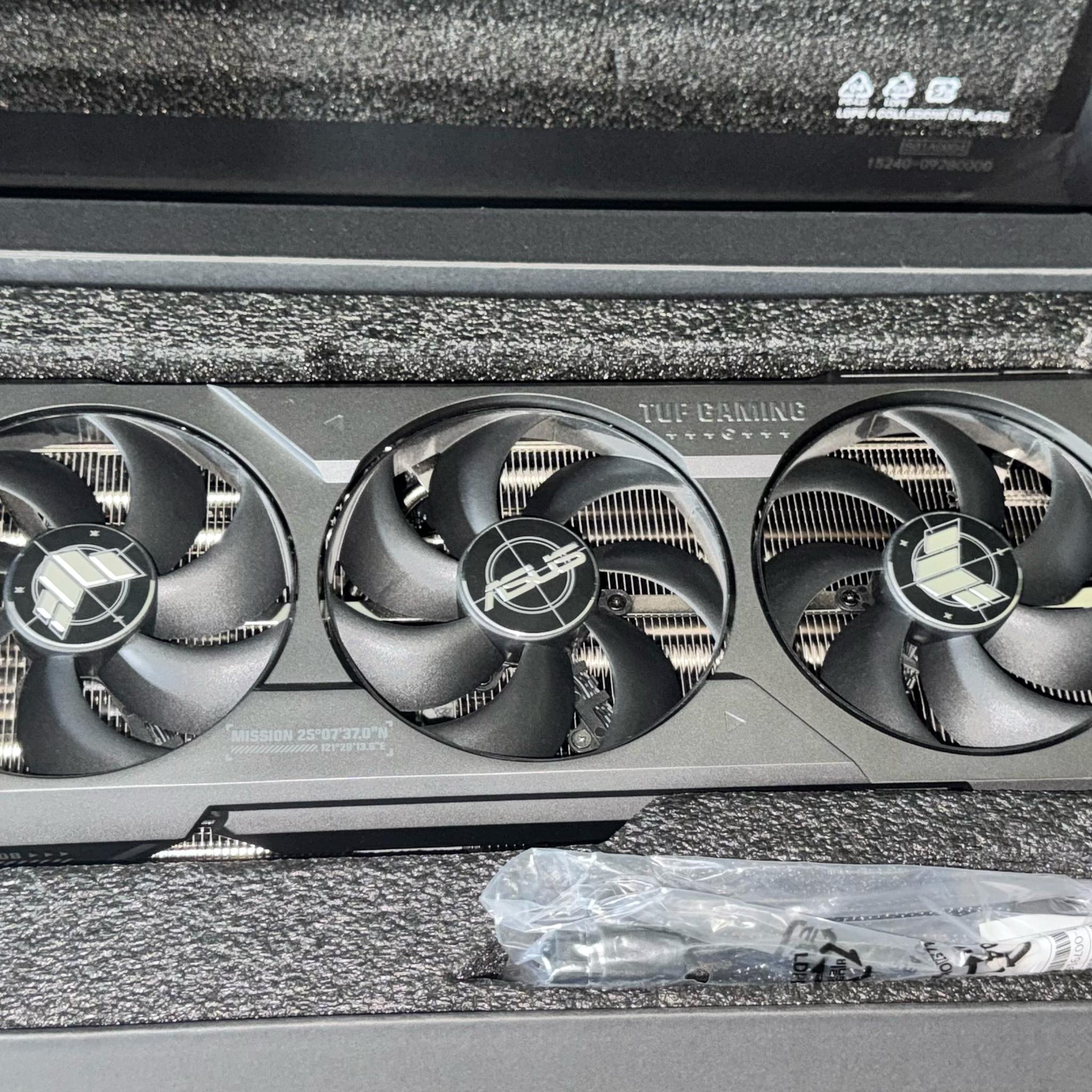 ASUS TUF Gaming GeForce RTX 4080 SUPER OC Edition