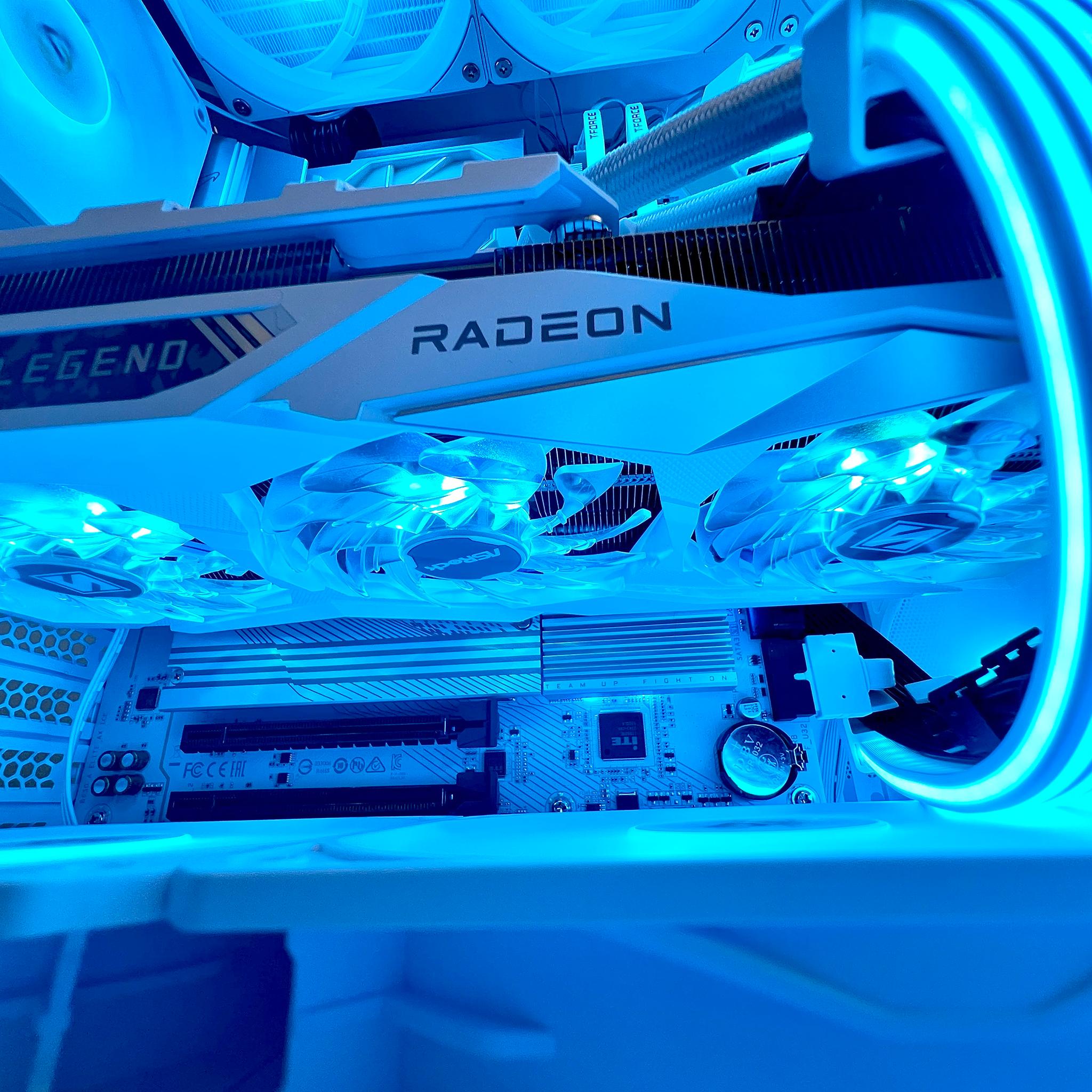 👑👑AMD KING👑👑RX 7900 GRE 16 GB⭐️RYZEN 7700X⭐️32 GB DDR5⭐️1 TB GEN 4 SSD⭐️WIFI