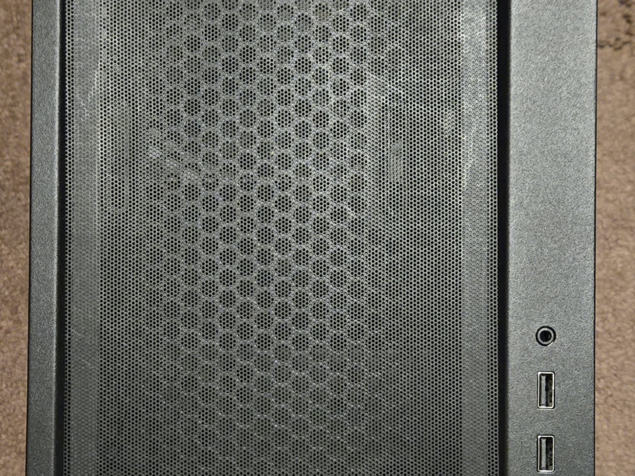 Stealth Mini Tower With Excellent Cooling