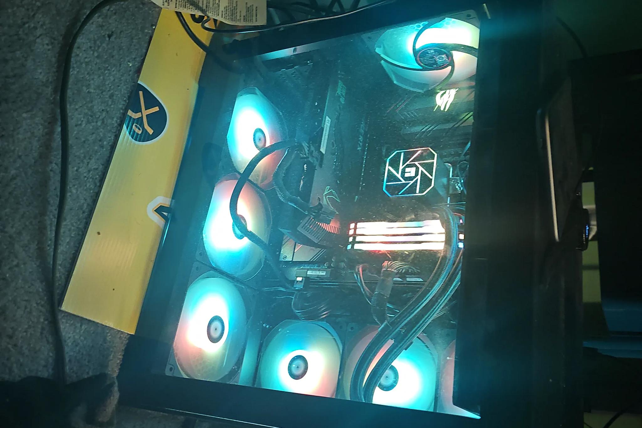 Harlequin Computers