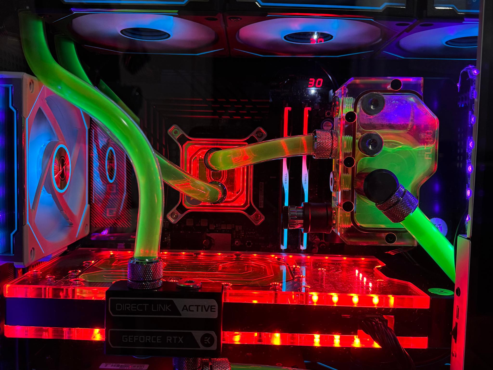 GeForce RTX 4090 Custom Gaming PC - Core i9-13900K, 32GB RAM