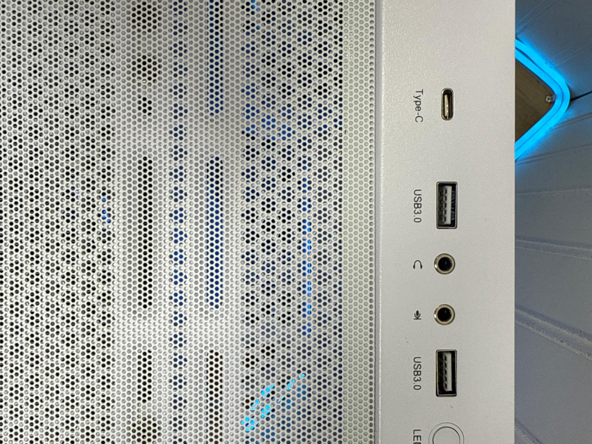 SALE 🧊ARK ANGEL 2.0🧊1440p/4k 7700x/9070XT/B850/32GDDR5/800w psu/2TB NVME