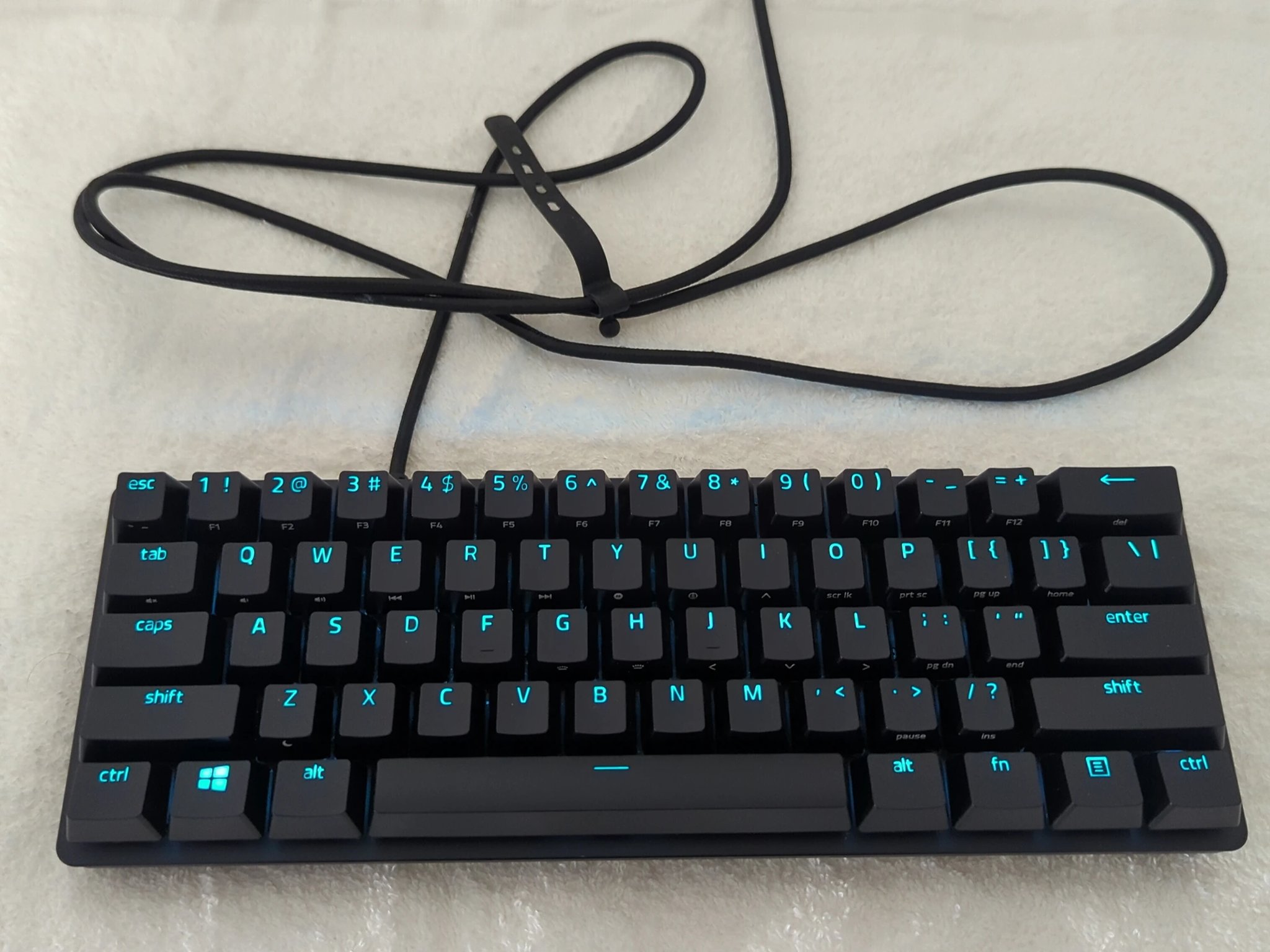 Razer Huntsman Mini RGB mechanical keyboard in excellent condition and barely used!