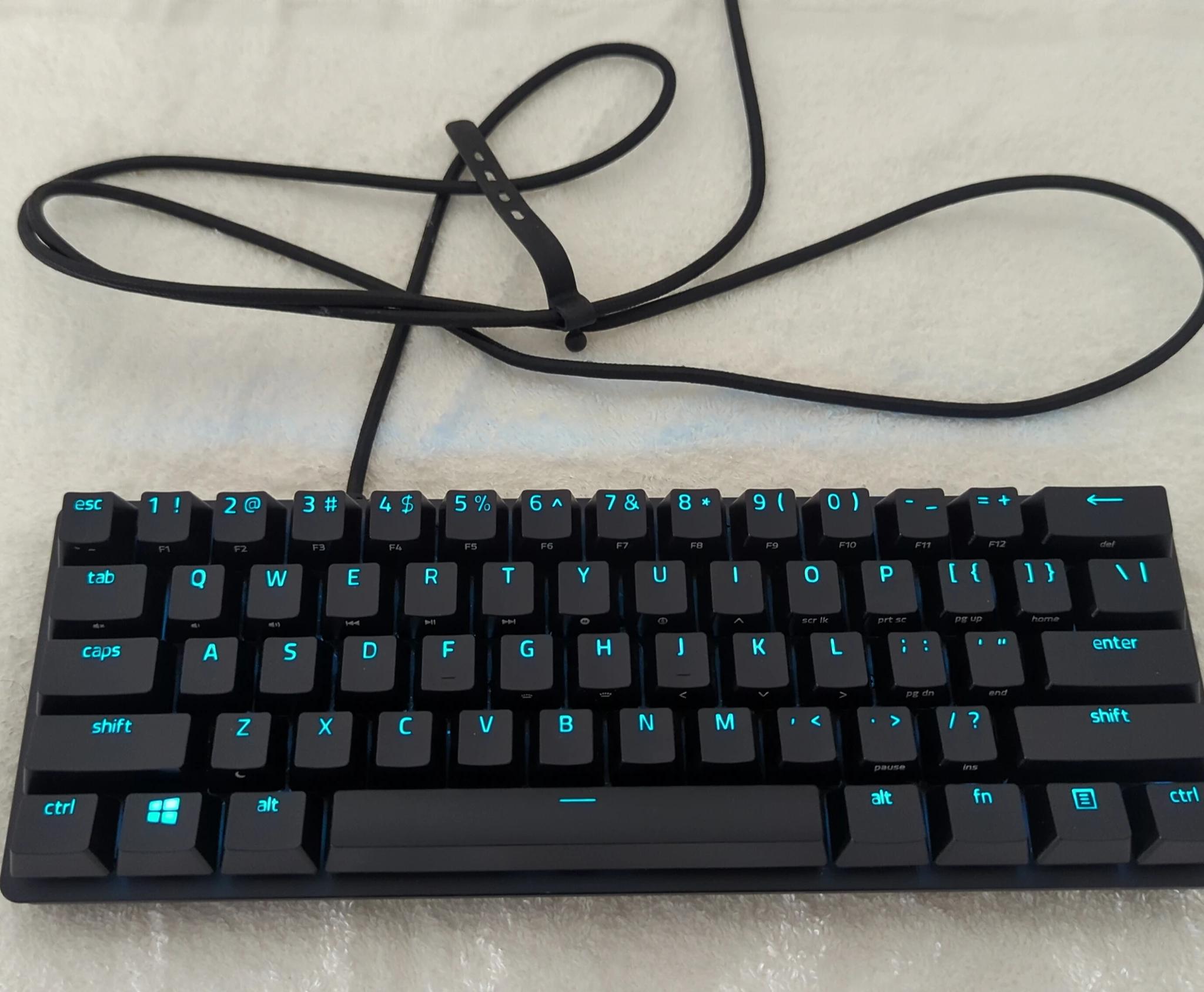 Razer Huntsman Mini RGB mechanical keyboard in excellent condition and barely used!