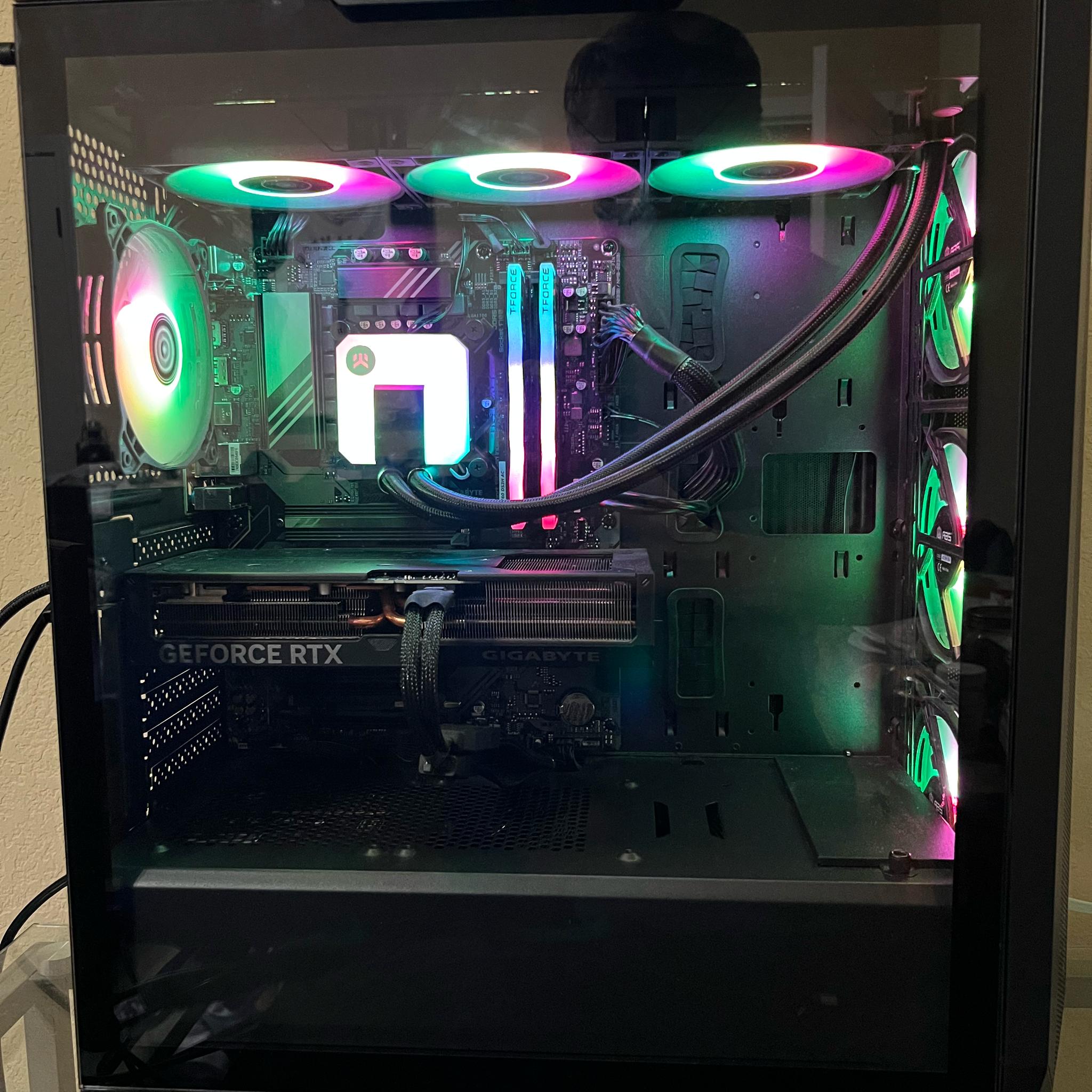 Pre Built - GeForce RTX 4070 TI Super - Intel i7 14700KF
