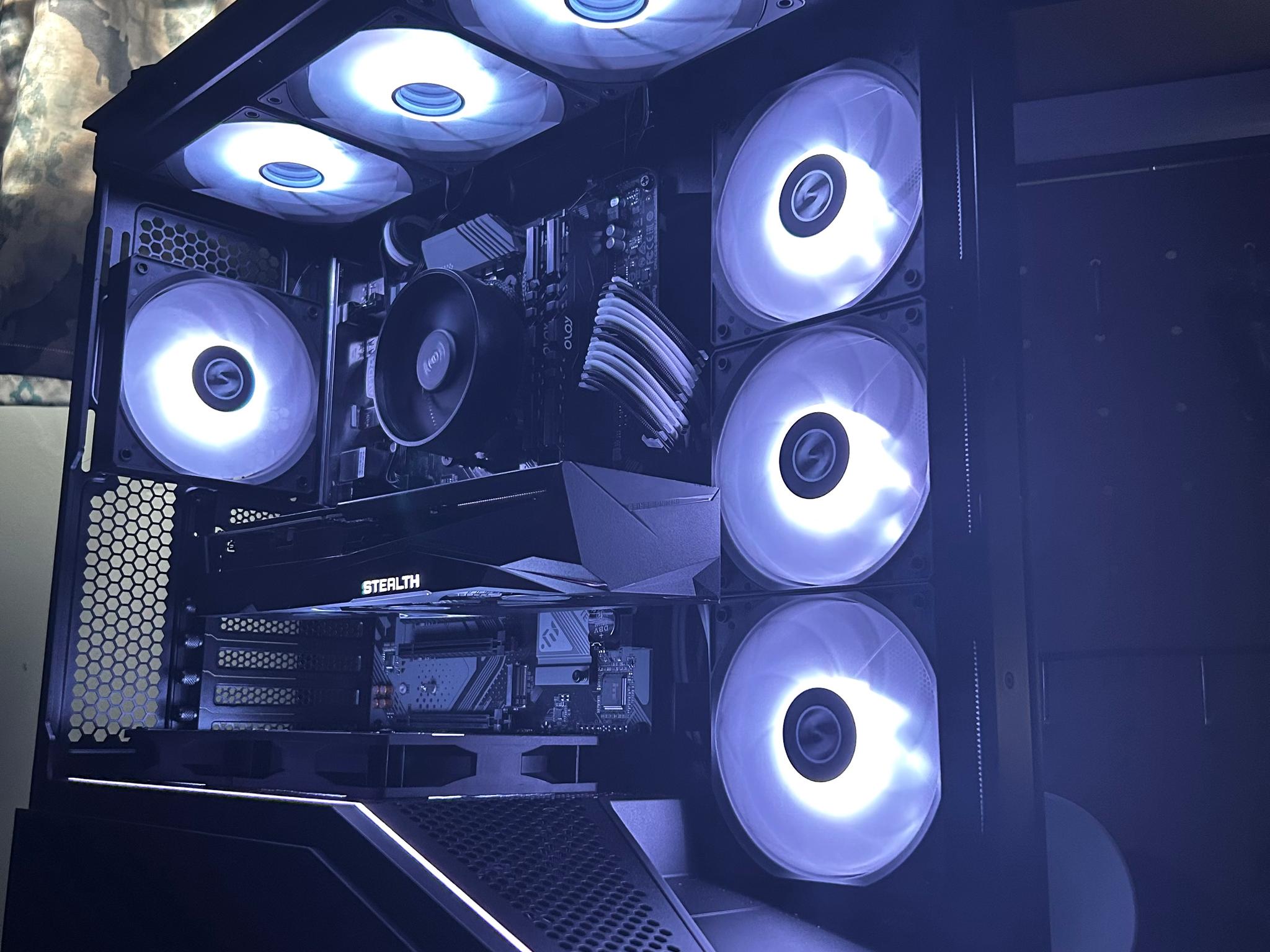 🔵|RTX 3070| Ryzen 5| 🌈ARGB 🌈|16gigabytes Ram| Gaming/Streaming Pc|🔵