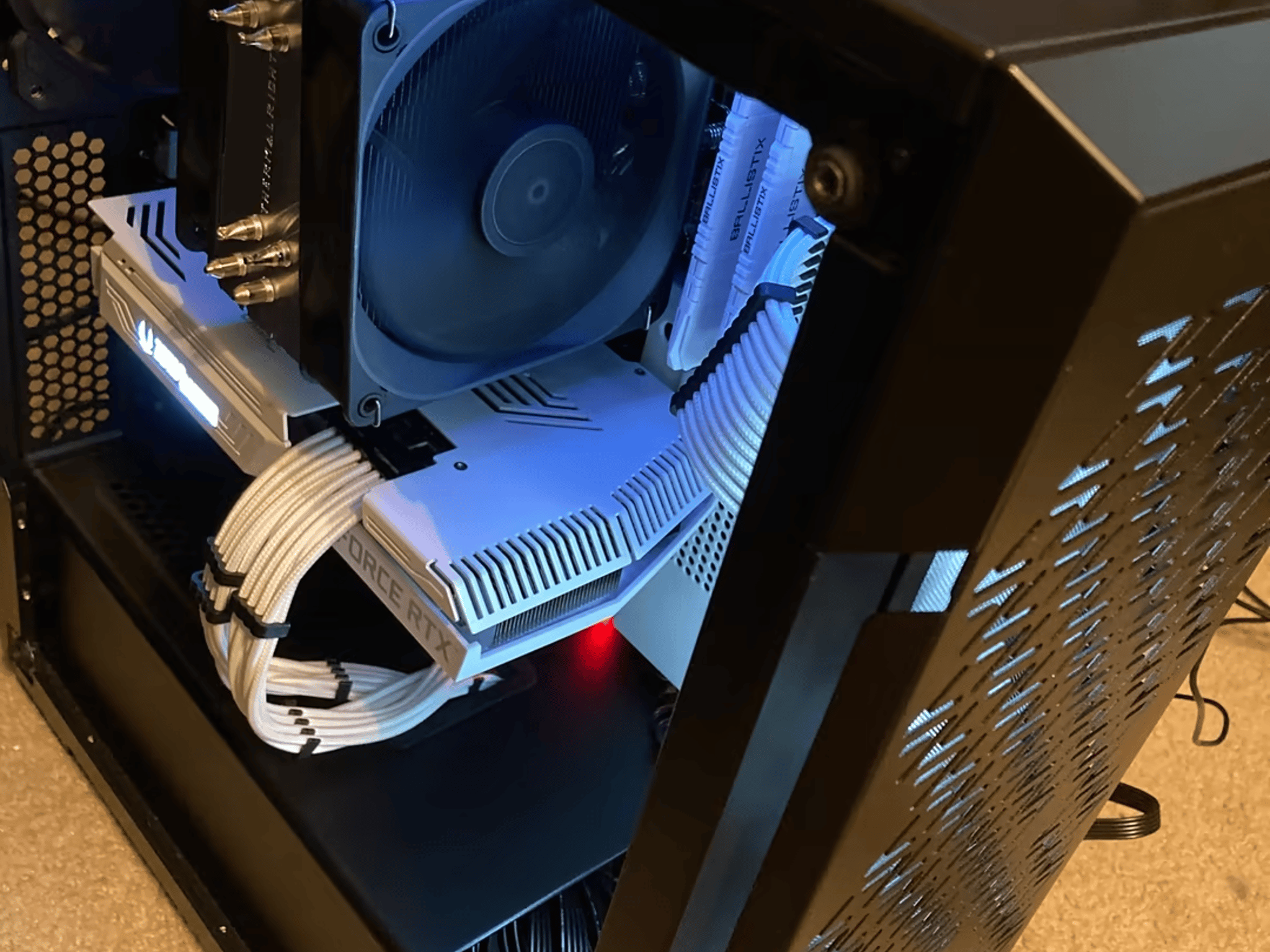 “Moon Knight” Rtx 3060, I7-10700k Streaming and Gaming PC