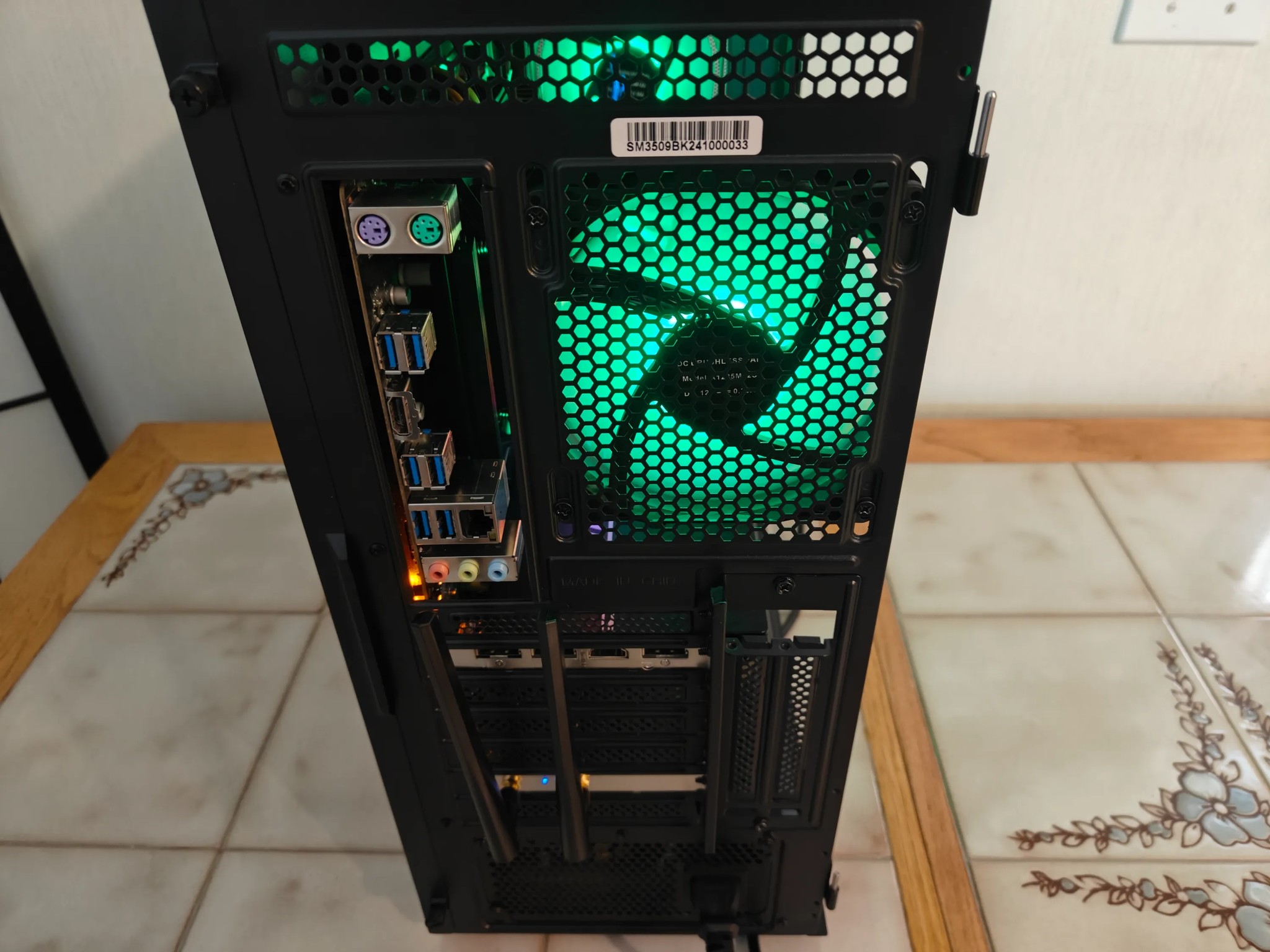 Obsidian Comet | GTX 1660 Super OC | i3-9100 | 1TB NVMe SSD/HDD | 16GB DDR4 RAM | WiFi | Windows 10