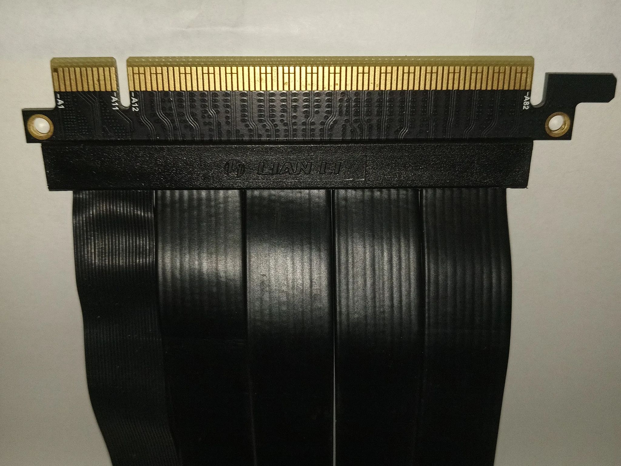 Lian Li Premium Riser Cable PCIe 4.0 (200mm, 7.87in)