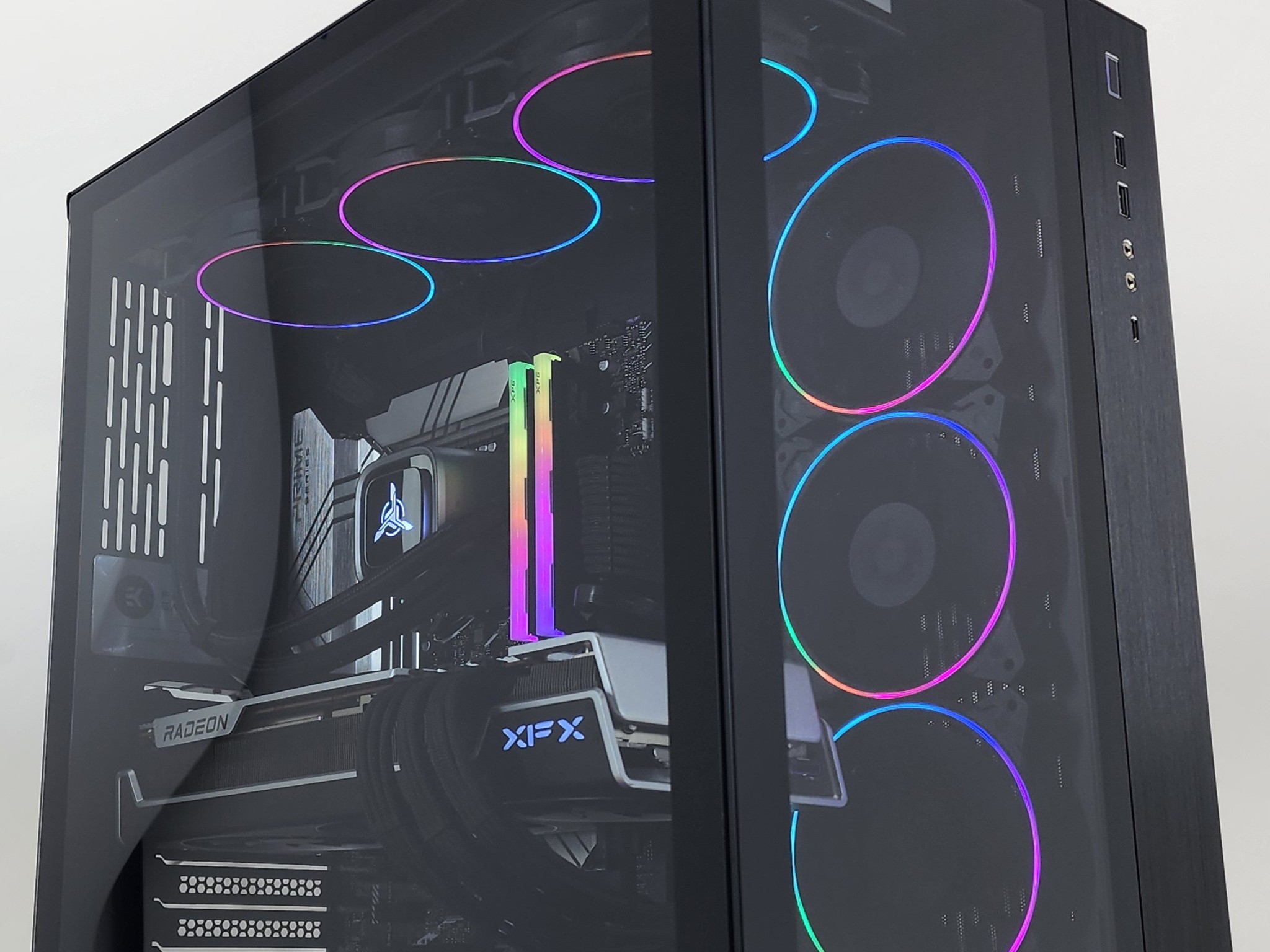 Gaming PC i9-13900KF 32GB RAM 2TB SSD RX 7900 XTX 24GB Windows 11 Computer