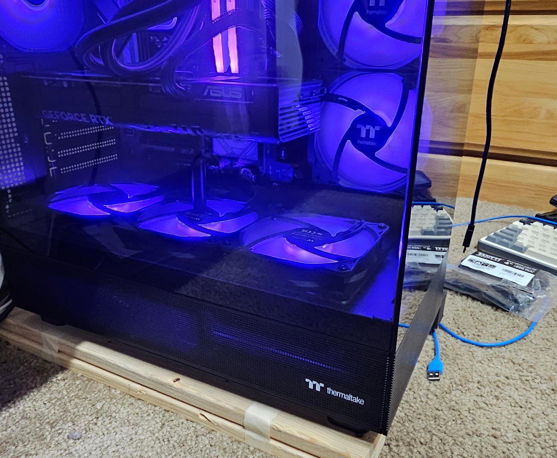 Custom High-End Build. 4k 200+ fps gaming | RTX 5070Ti | Ryzen 7 9800x3d