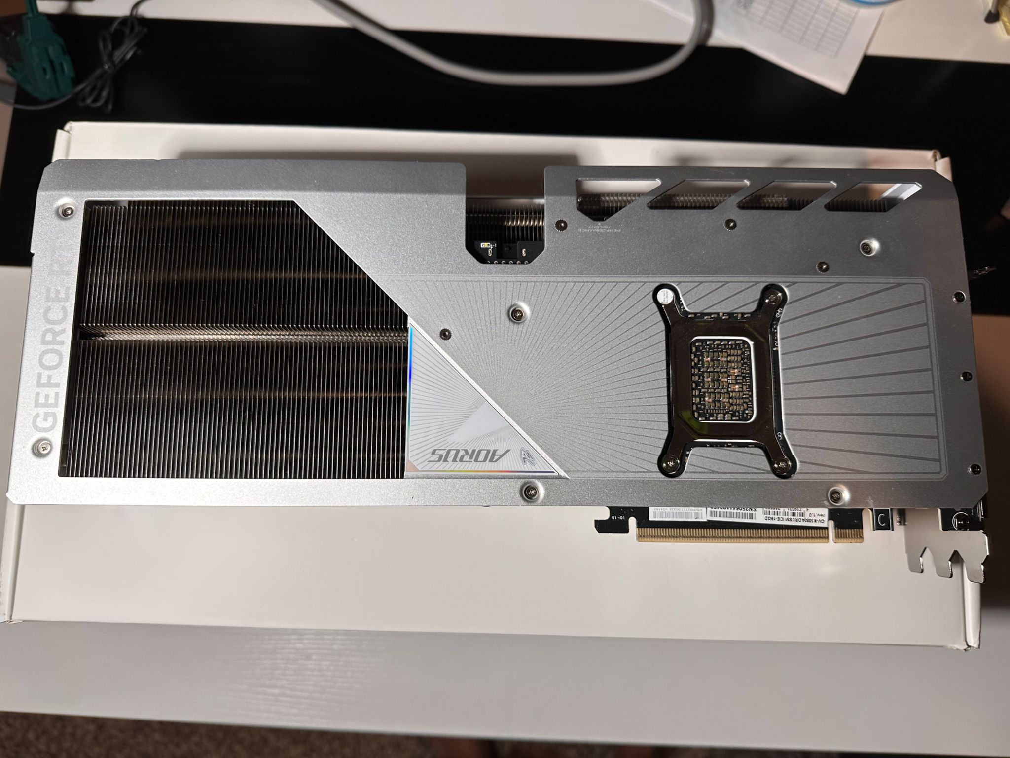 Gigabyte AORUS RTX 5080 Master Ice
