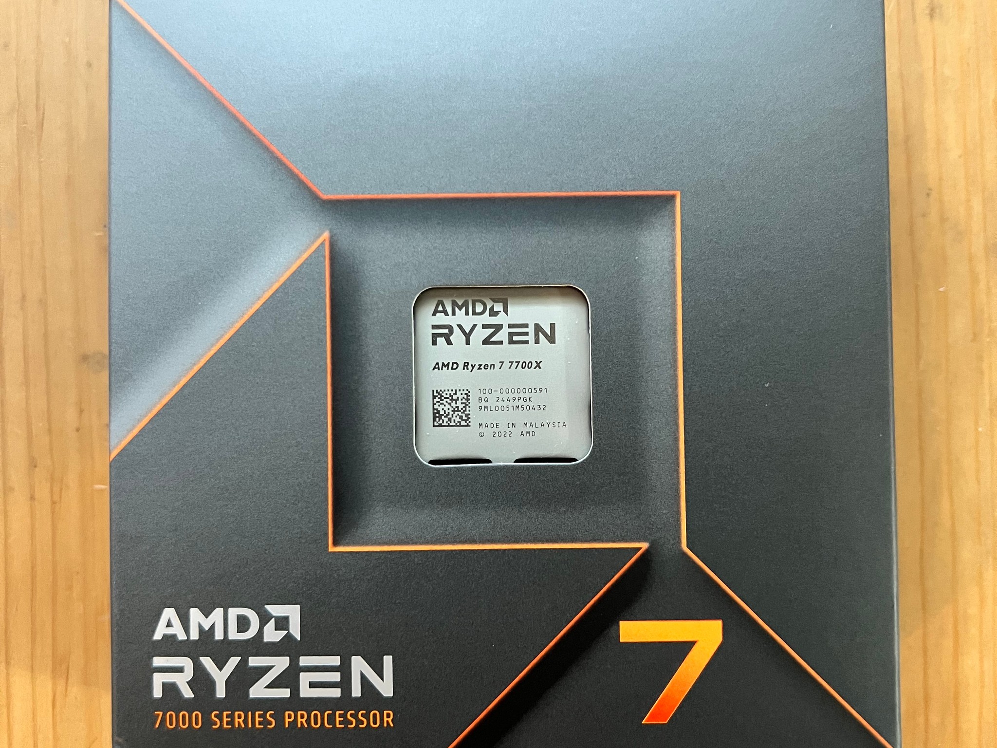 AMD Ryzen 7 7700X