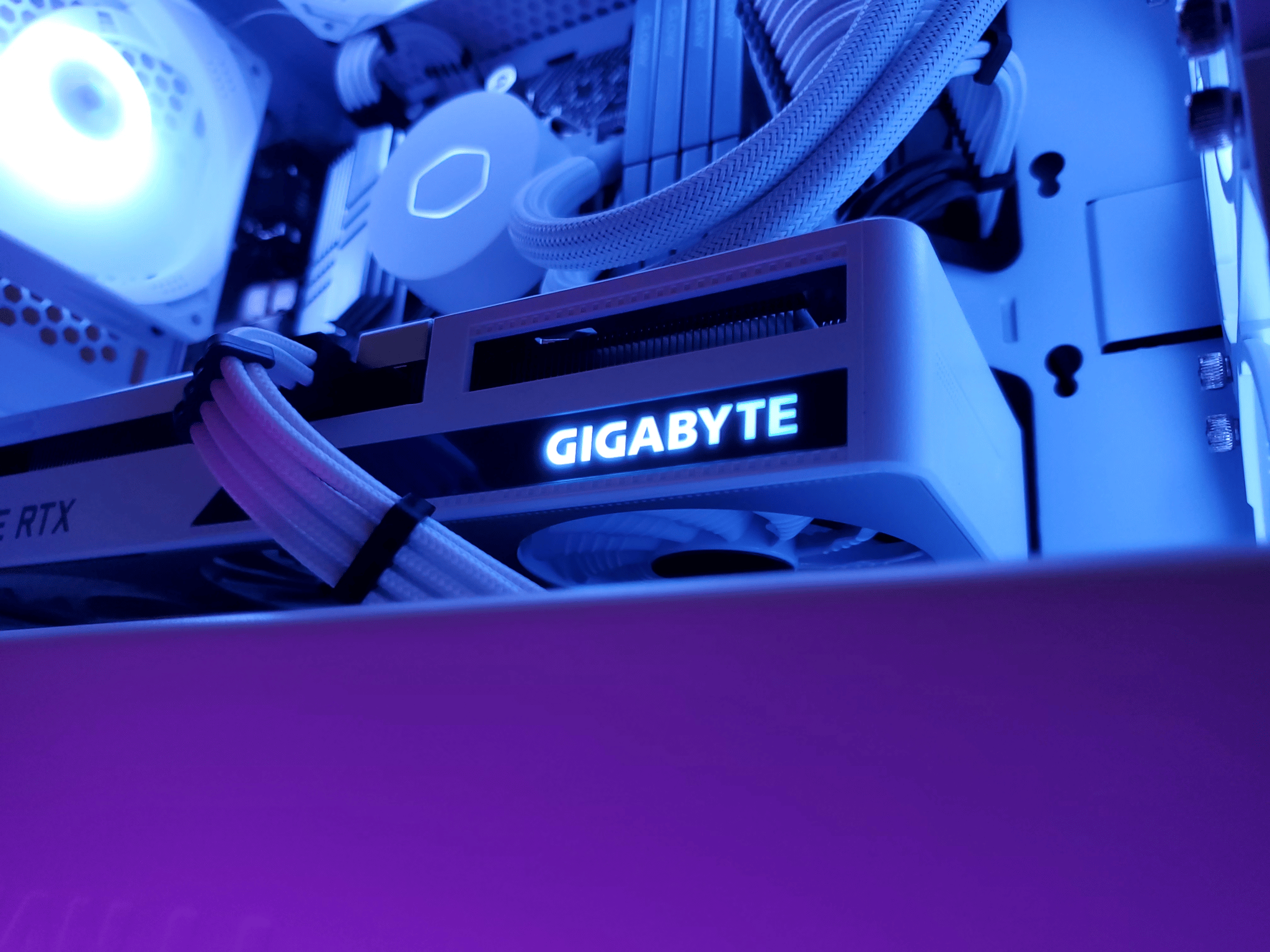 Glacier | RTX 3060 - Ryzen 5 5600x White Gaming and Streaming PC