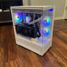 BEAST IN WHITE - GeForce RTX5070ti Ryzen 7700X 32GB DDR5 - 360 AIO