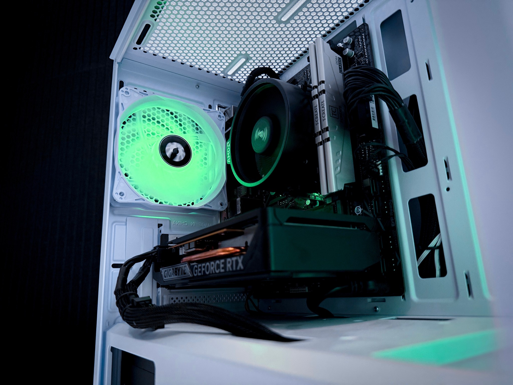 "Ghost" Gaming PC | RTX5050 + Ryzen 5600 | 16GB RAM | 500GB NVMe SSD