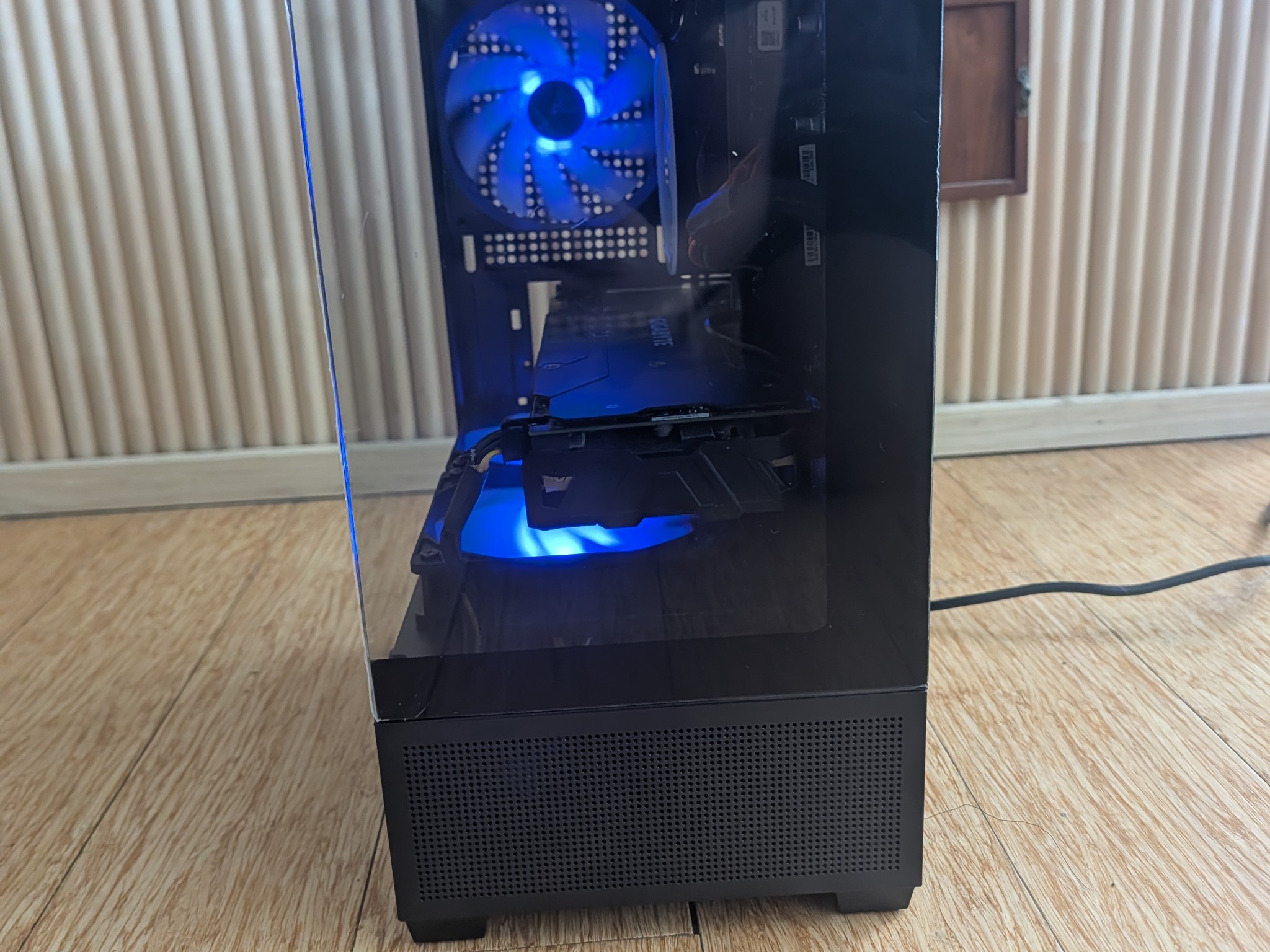 Custom Gaming PC | GTX 1070 | I5 7600 | 512GB | 16GB |