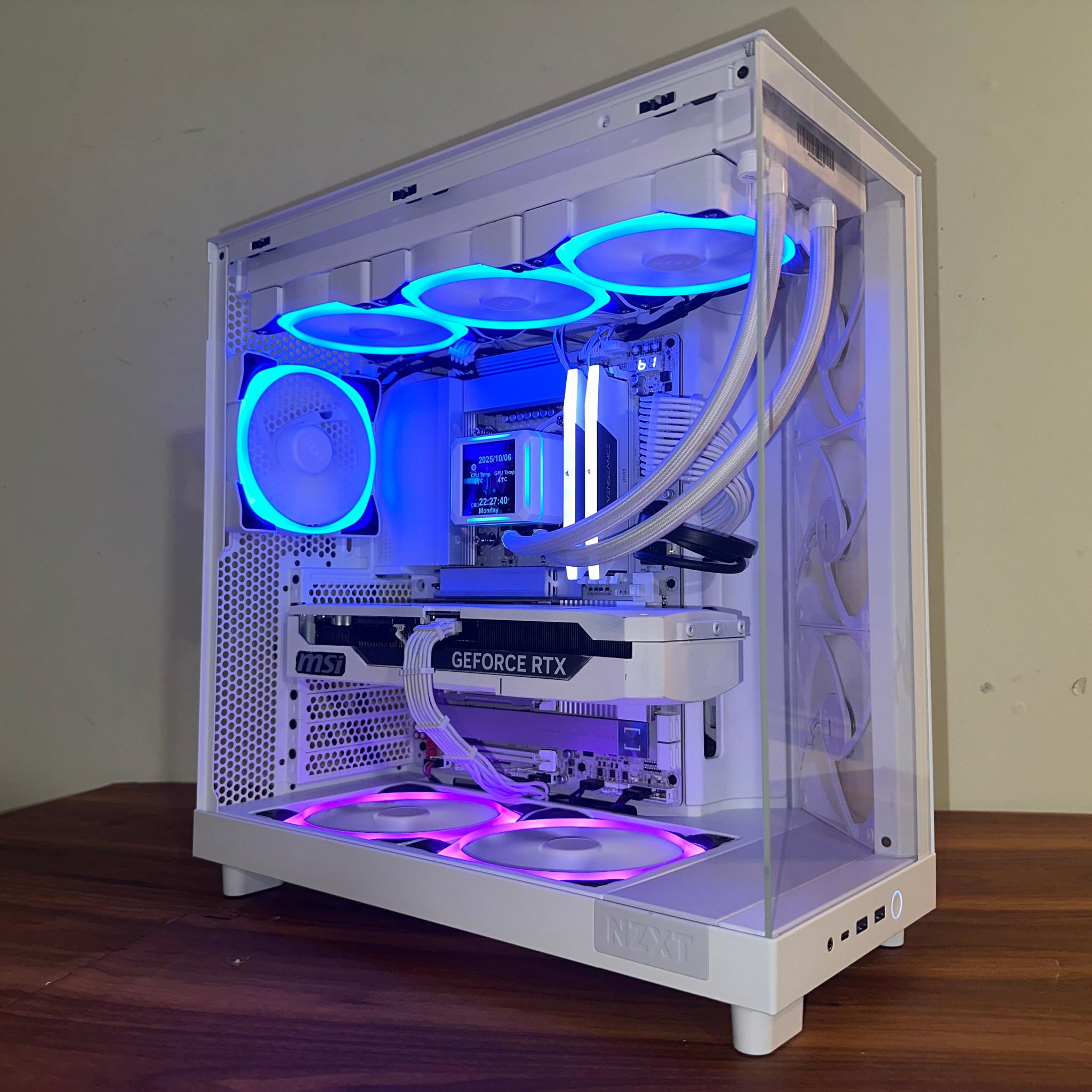 ❄️GlacierCore| RTX 5070 Ti | Intel Ultra 7 | 32GB DDR5 6000MHz | 2TB SSD | NZXT H6 Elite LCD Display