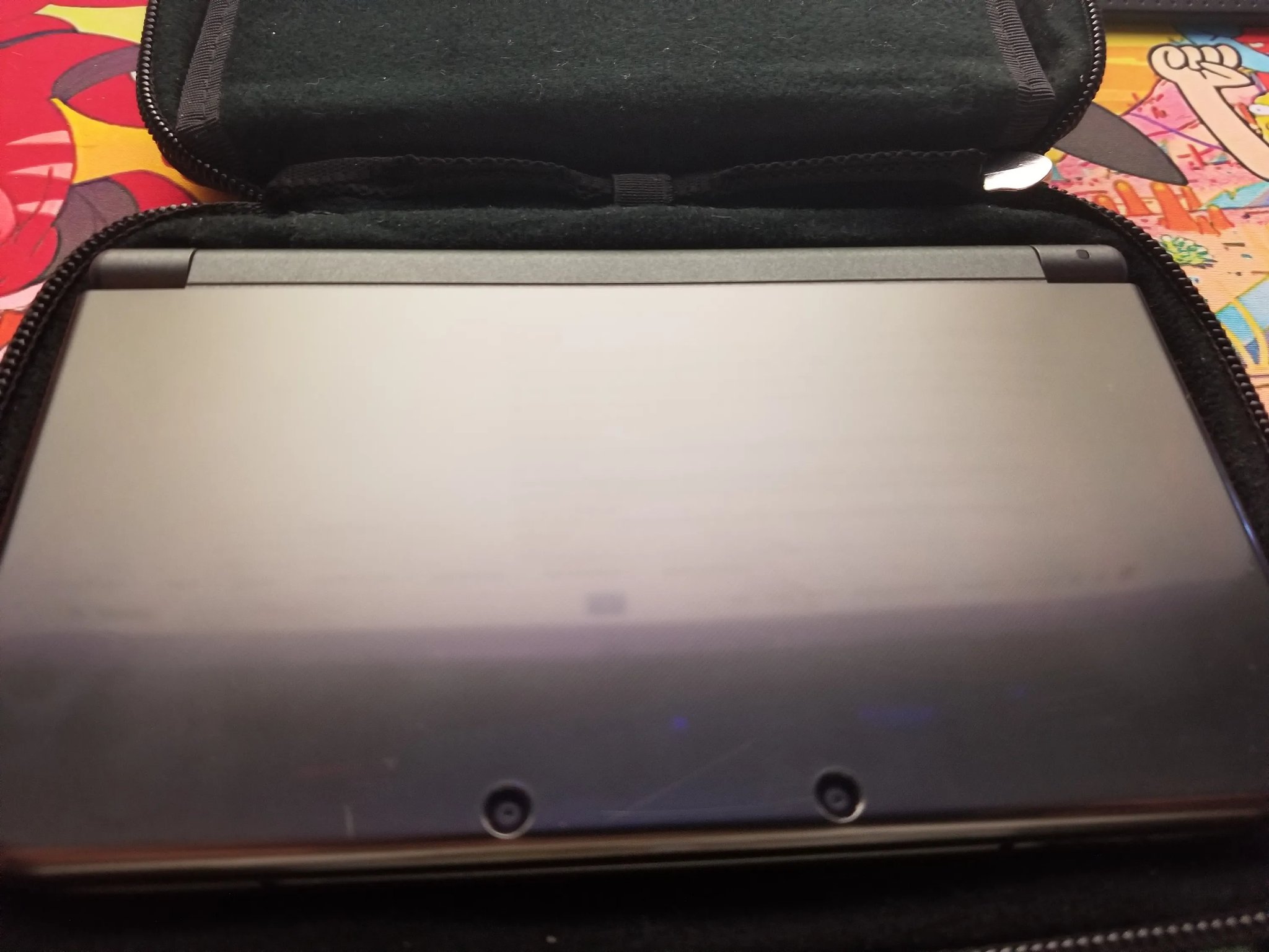 Fully Modded Nintendo New 3DS XL 4GB Handheld Gaming System W carrying case and 200 games installed.
