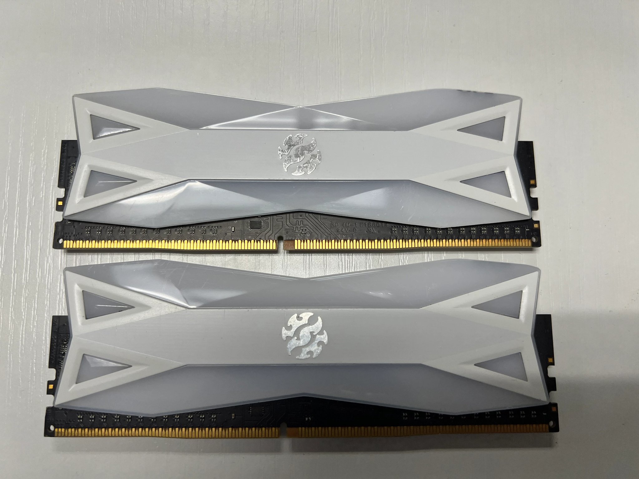 XPG 16GB (2x8) 3200MHz CL16