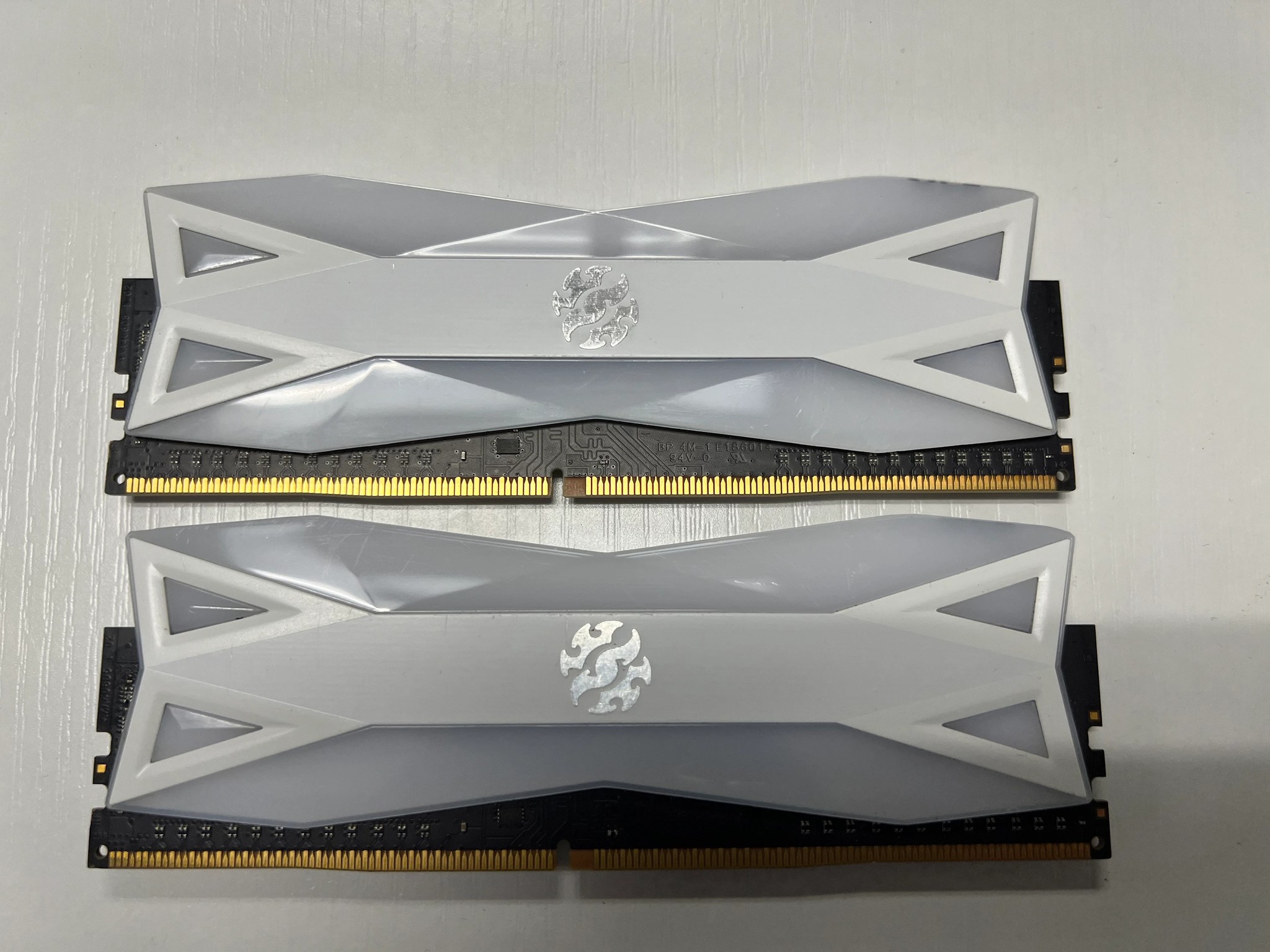 XPG 16GB (2x8) 3200MHz CL16