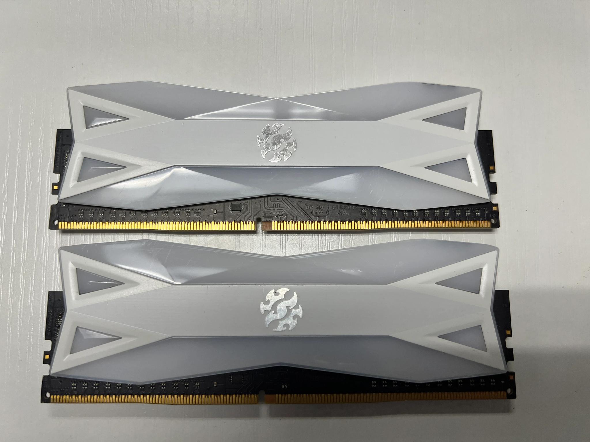 XPG 16GB (2x8) 3200MHz CL16