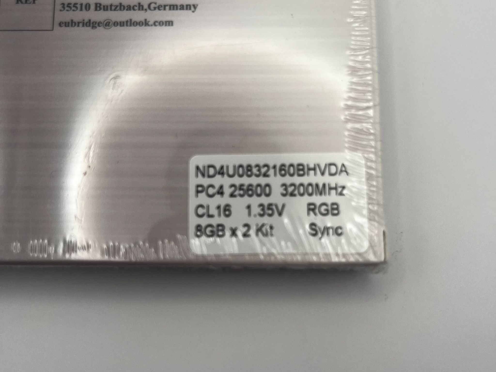 OLOy OWL RGB 16 GB (2 x 8 GB) DDR4-3200 CL16 Memory