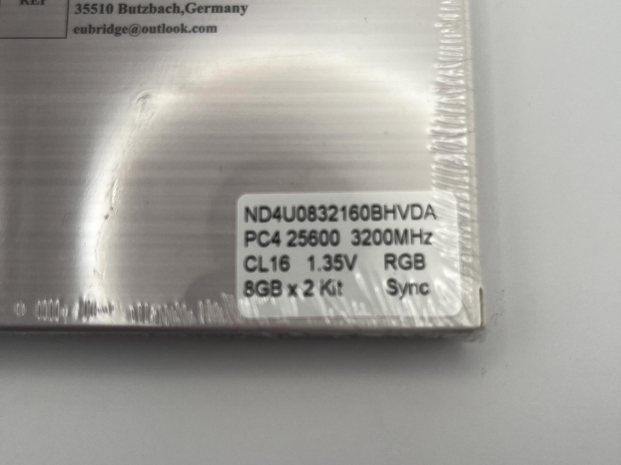 OLOy OWL RGB 16 GB (2 x 8 GB) DDR4-3200 CL16 Memory
