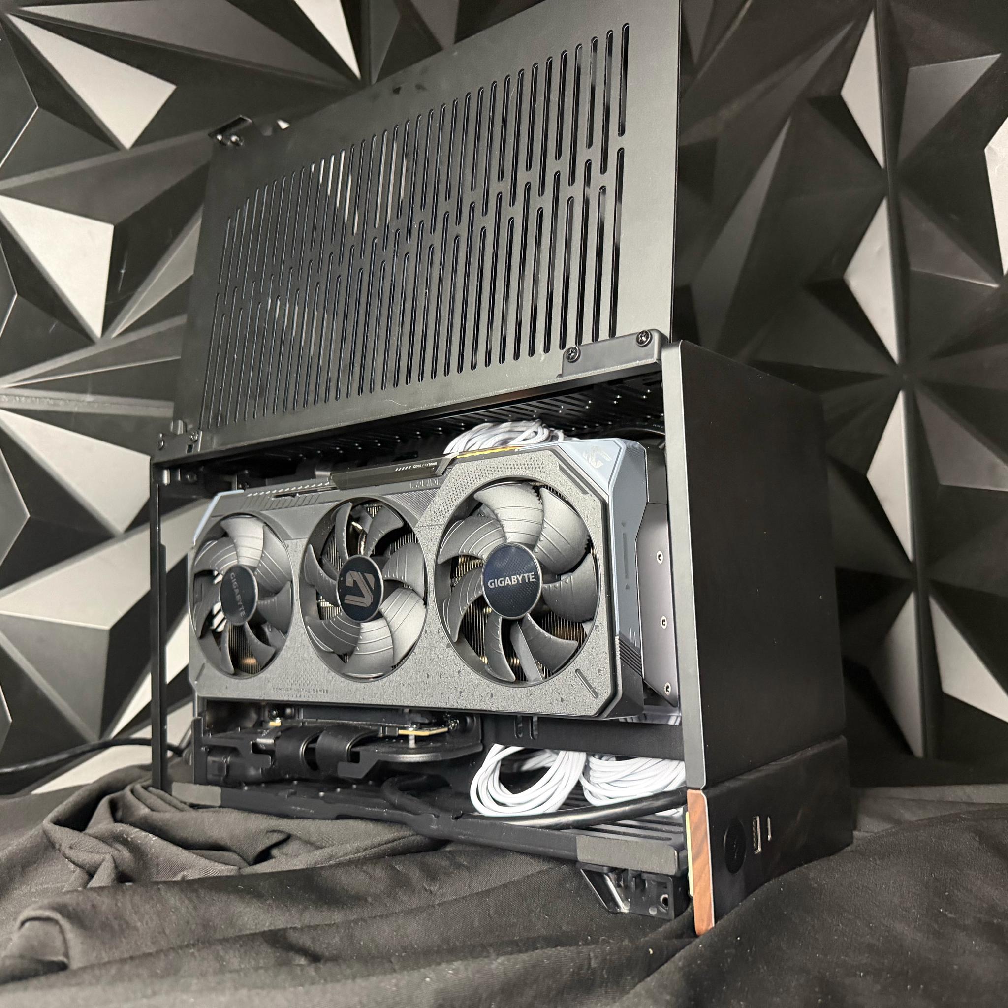 🖤 DARK OAK 🖤🌲 Ryzen 7 7700| RX 9070XT| 32 GB DDR5| 1.25 TB NVME| 850W PSU